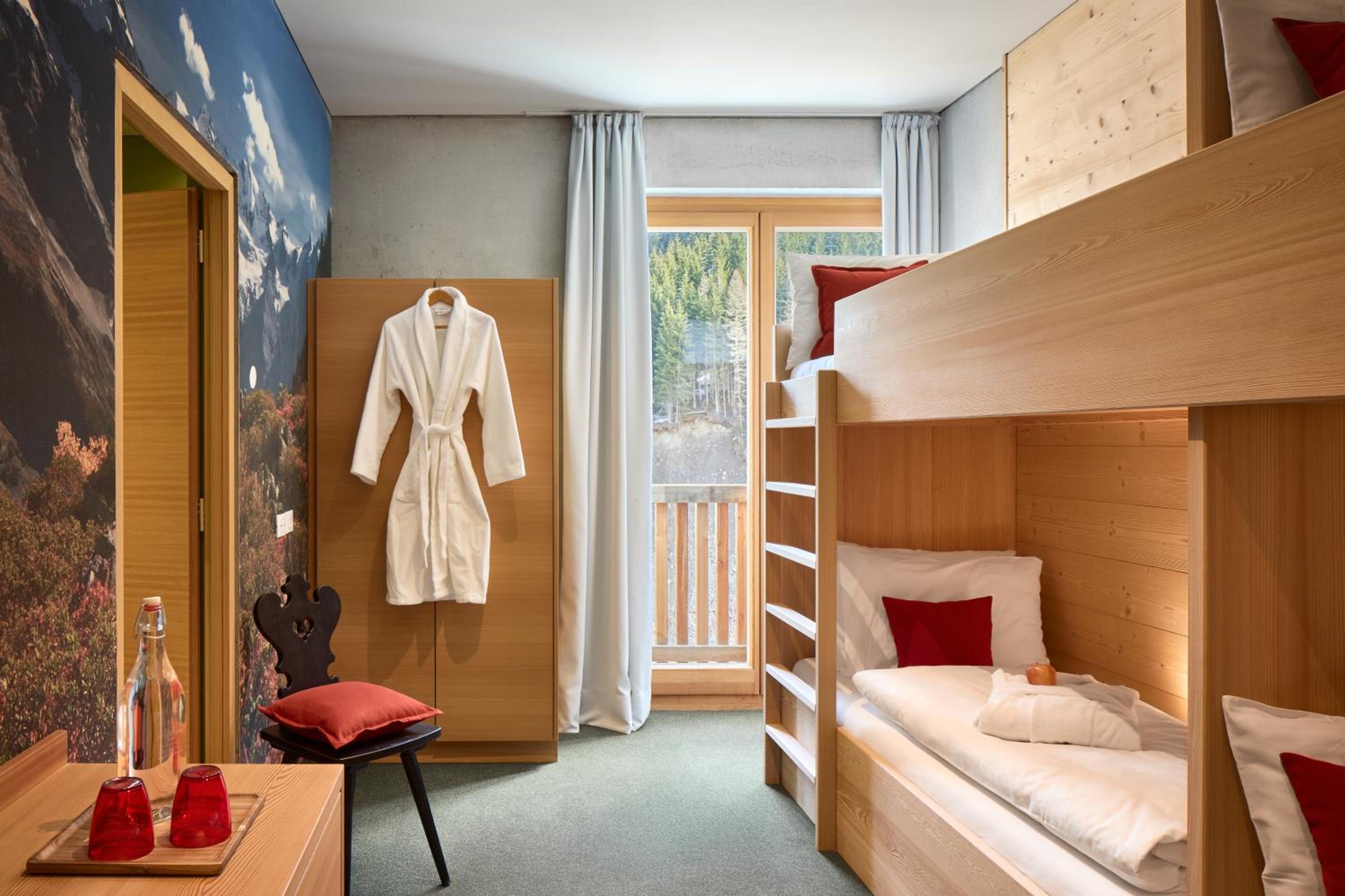 Economy Quadruple Room