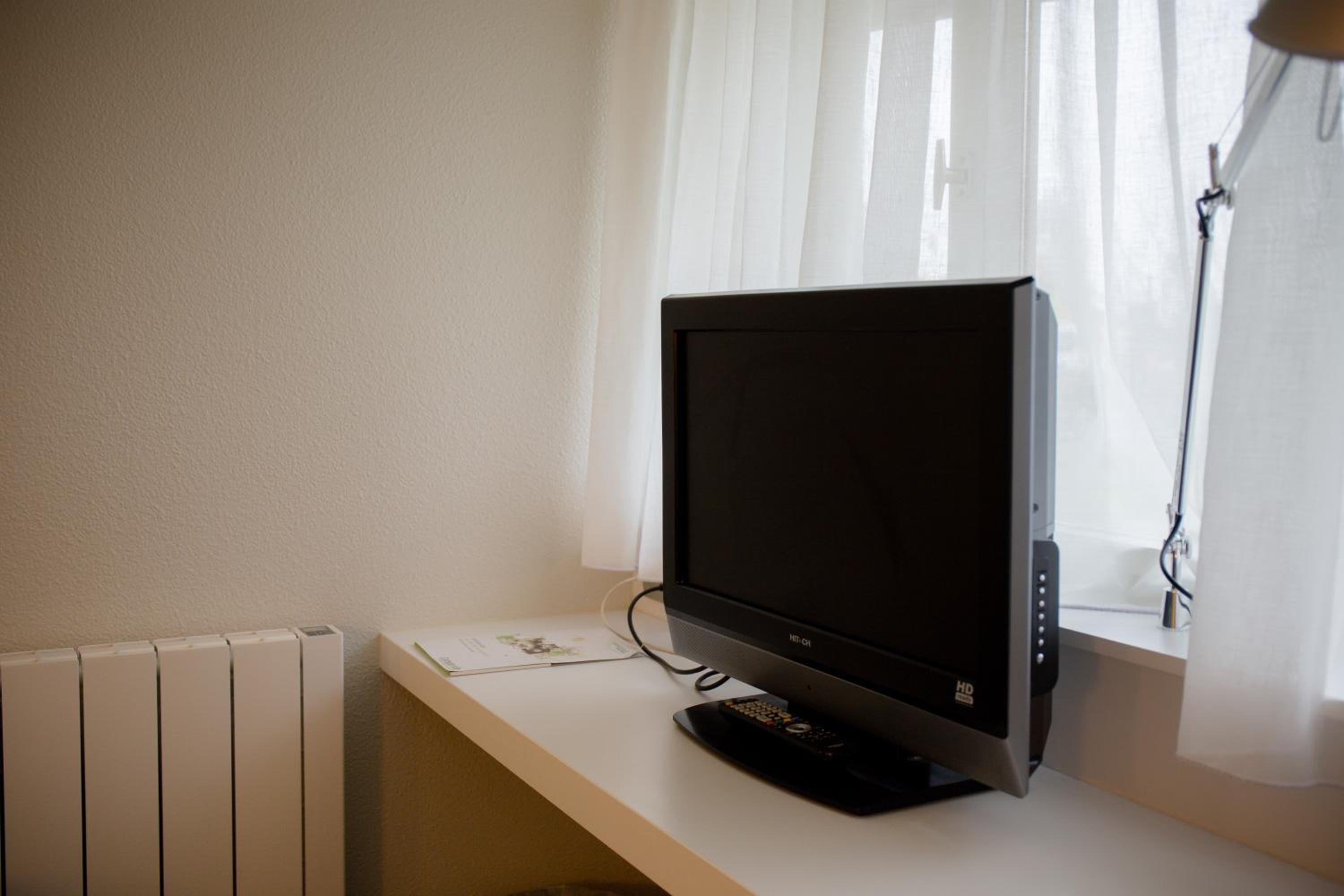 Double Room - Photo 10