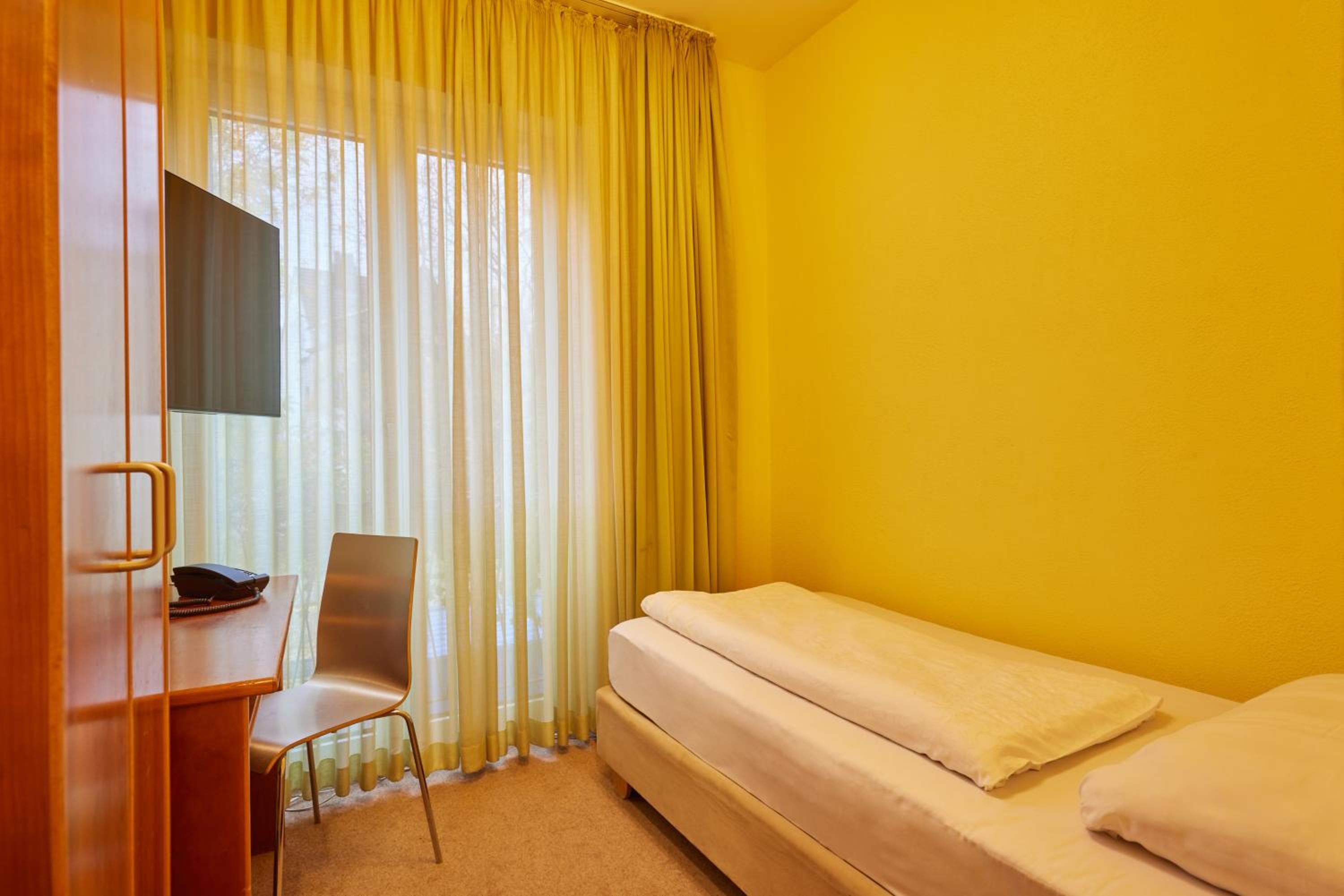 Budget Single Room