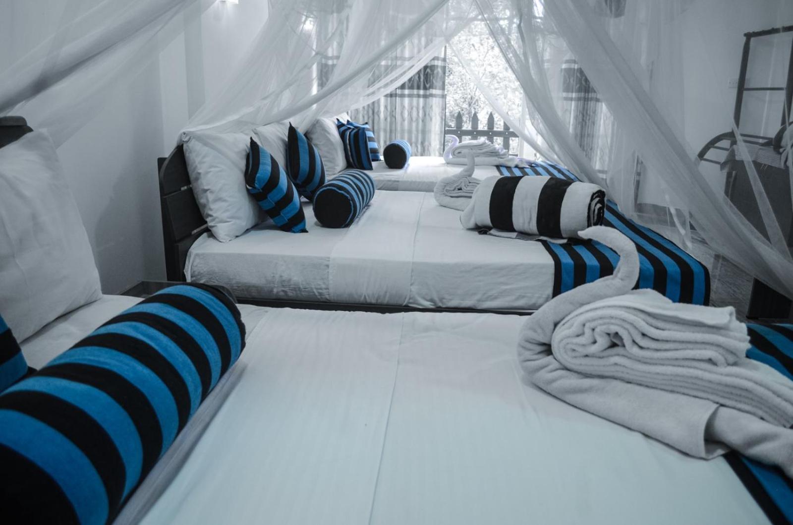 Triple Room with Mountain View