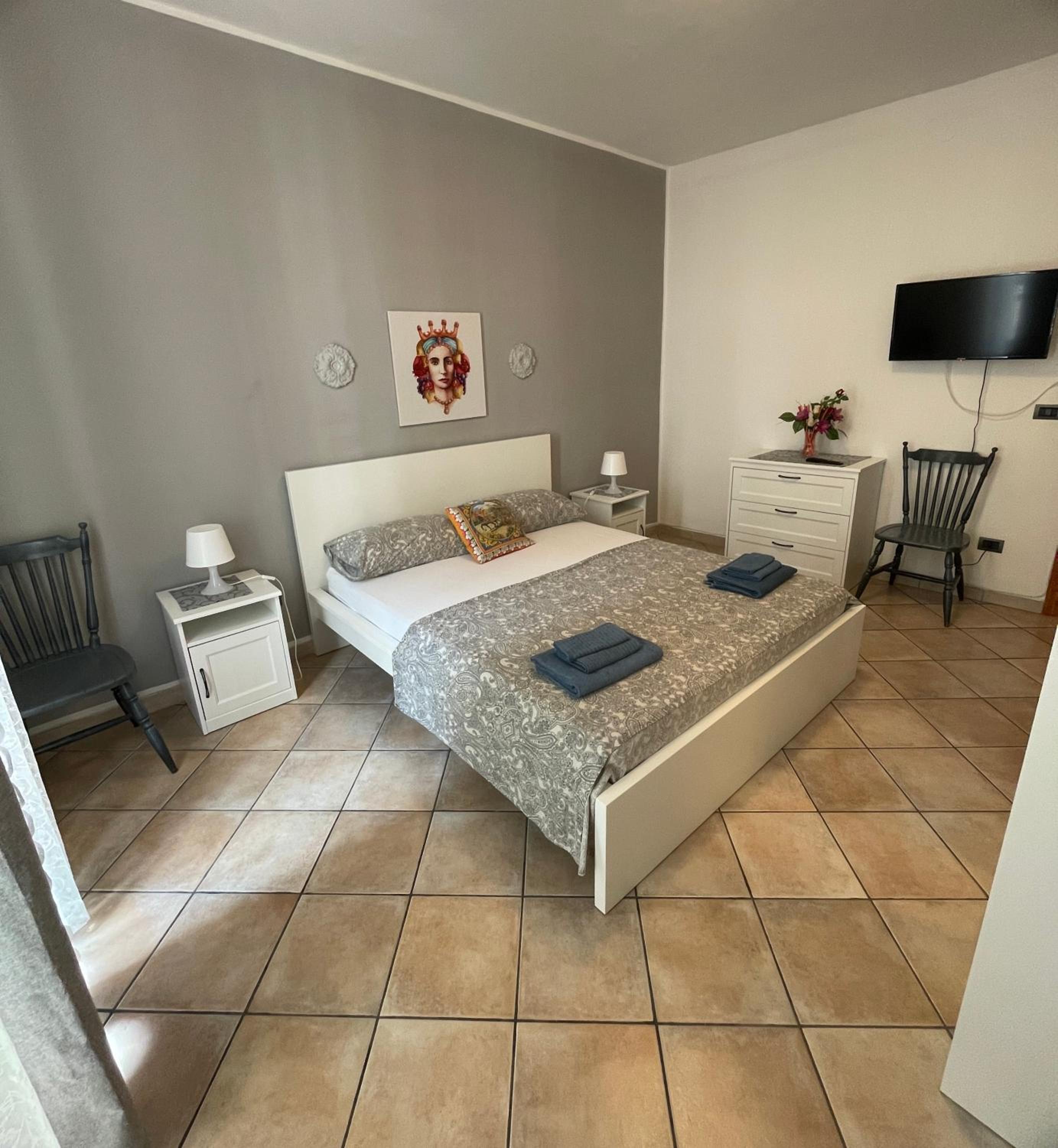 Large Double Room