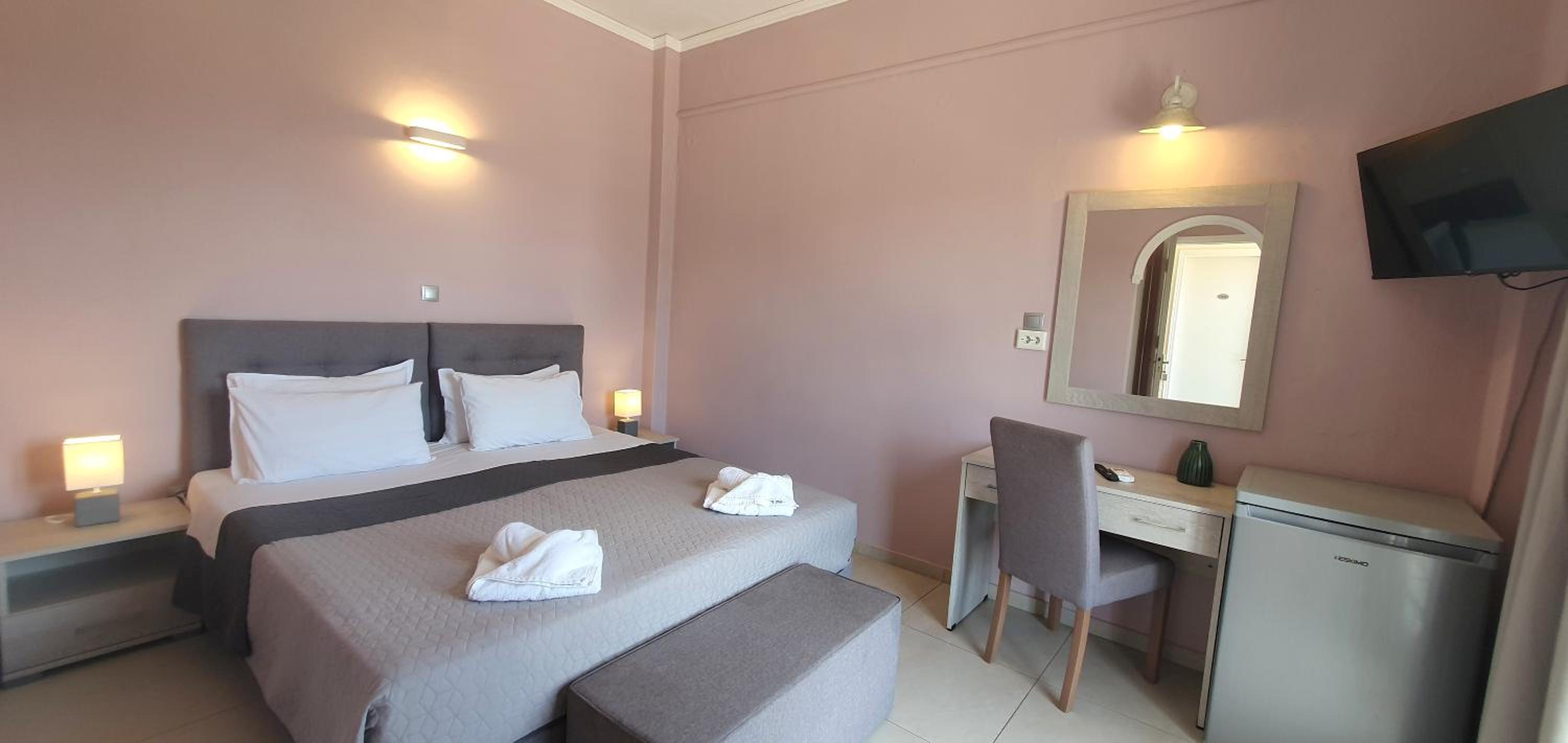Double Room with Sea View - Photo 1