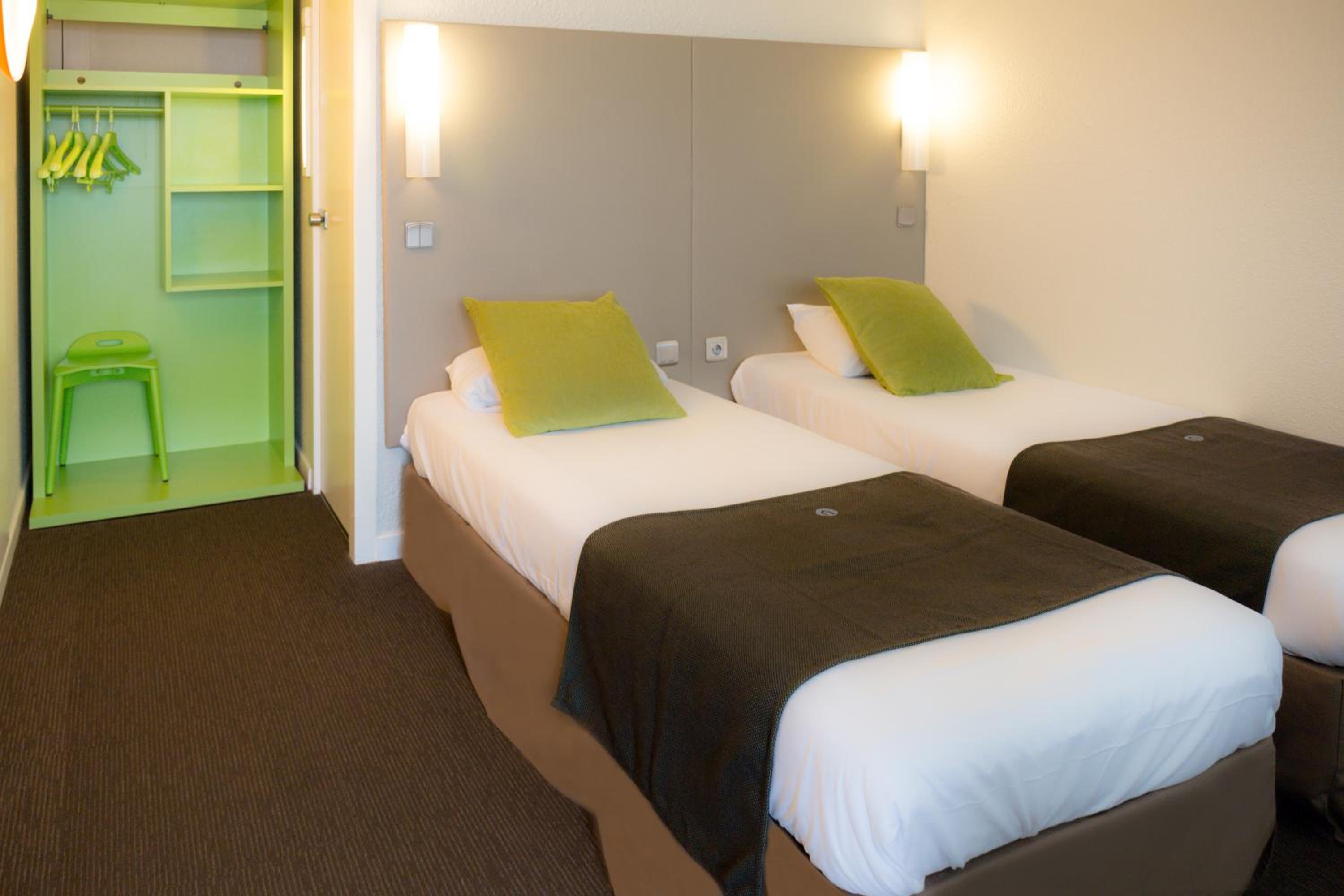 Twin Room - Photo 6