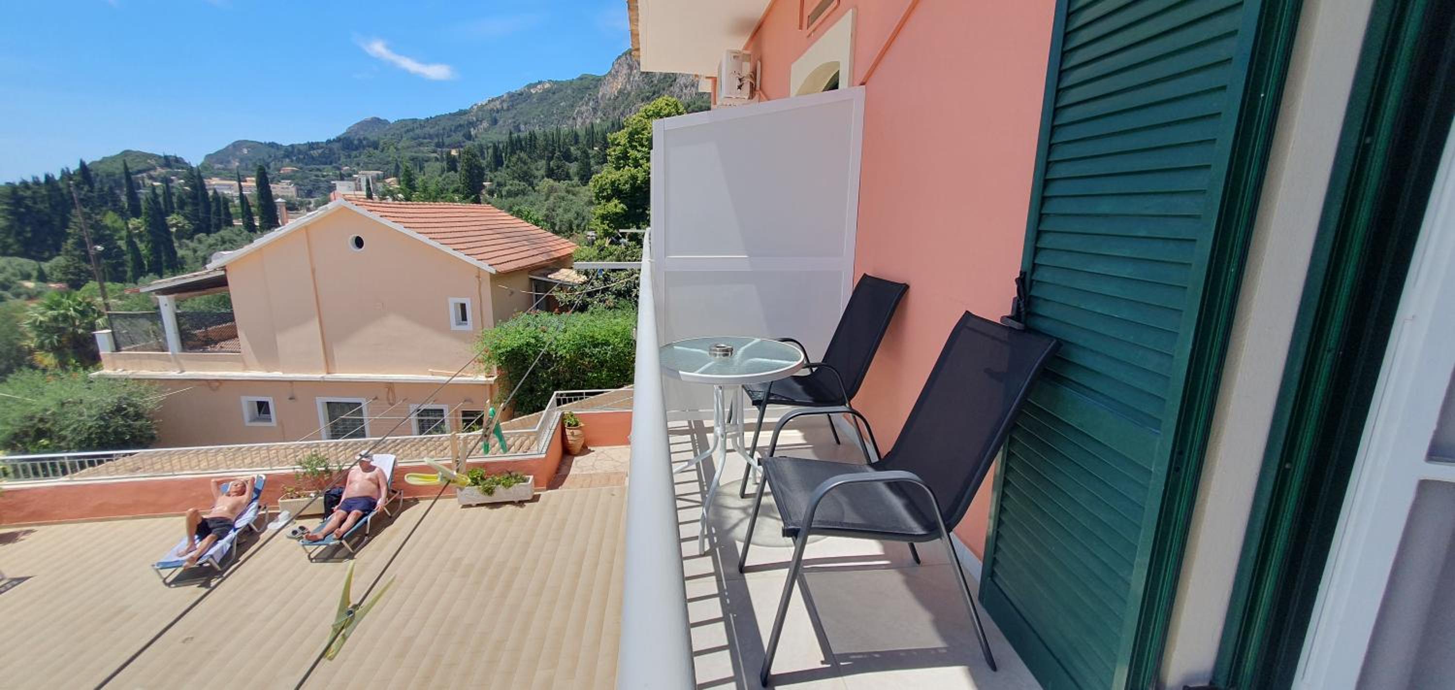 Double Room with Sea View - Photo 9