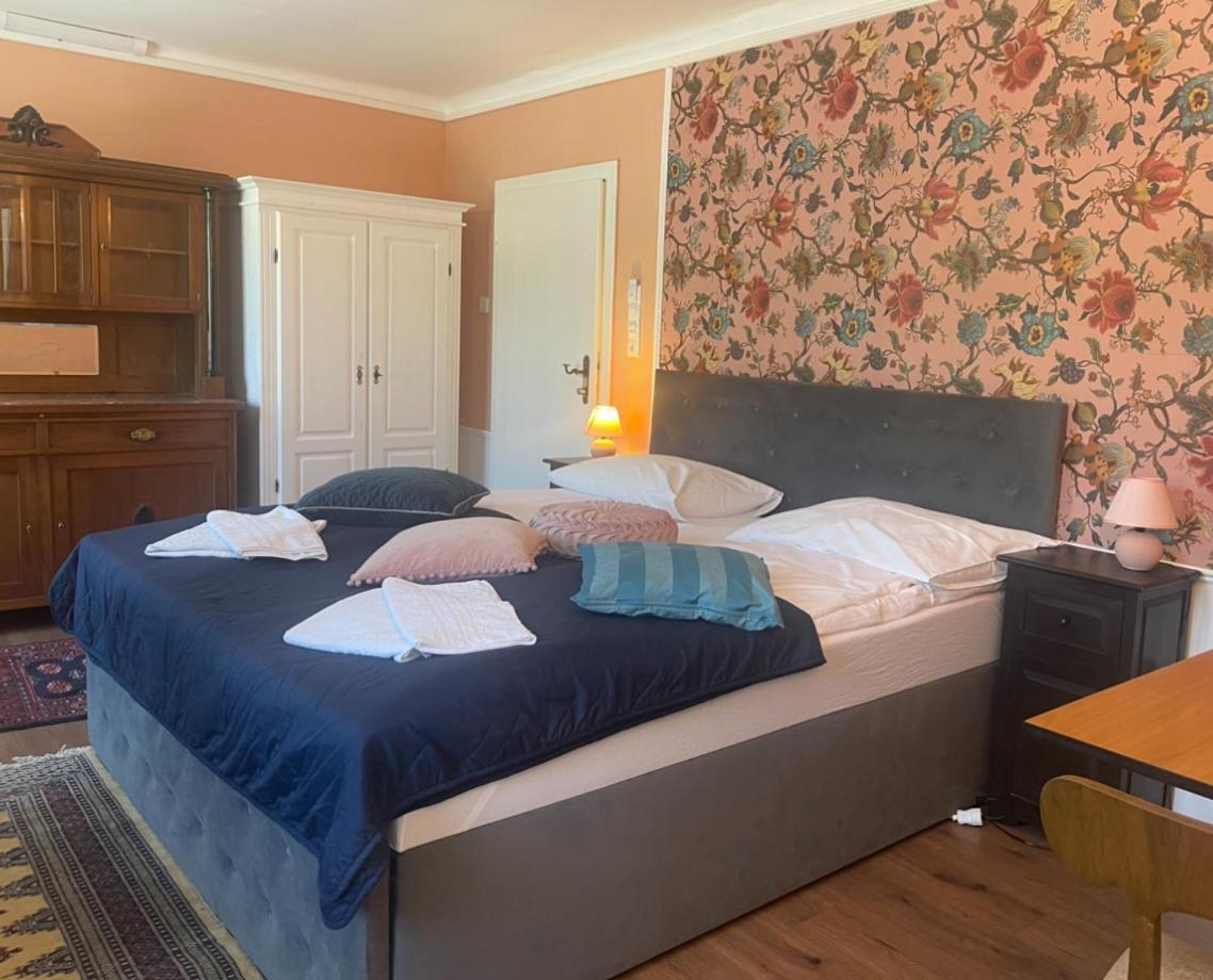 Double Room with Private Bathroom - Photo 20