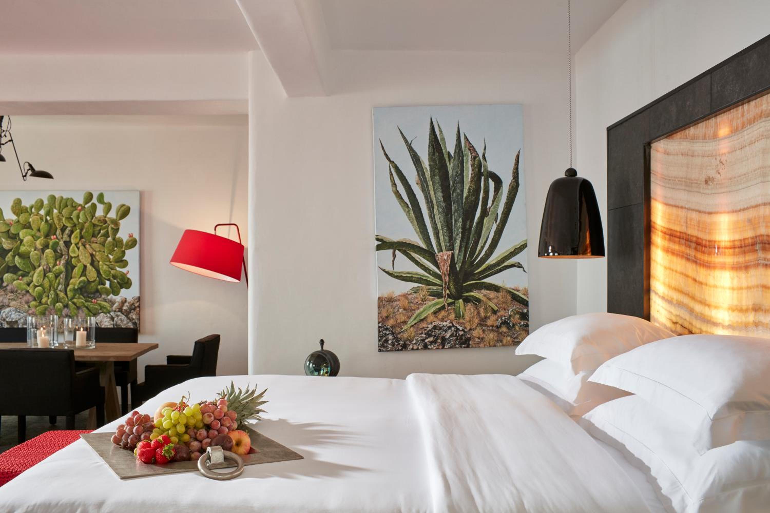 Grand Mystique Sea View Suite with Outdoor Jacuzzi photo 3