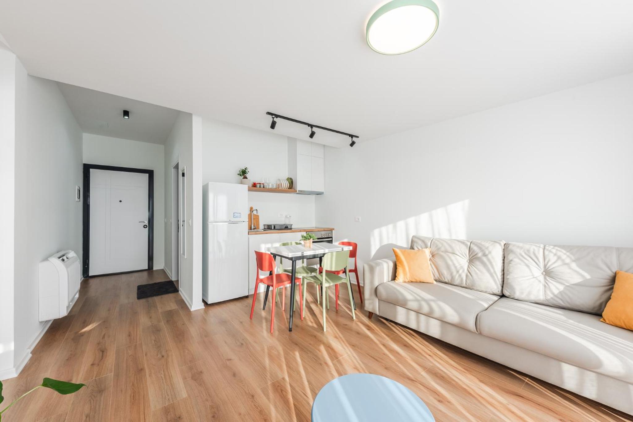Classic One-Bedroom Apartment with King Bed