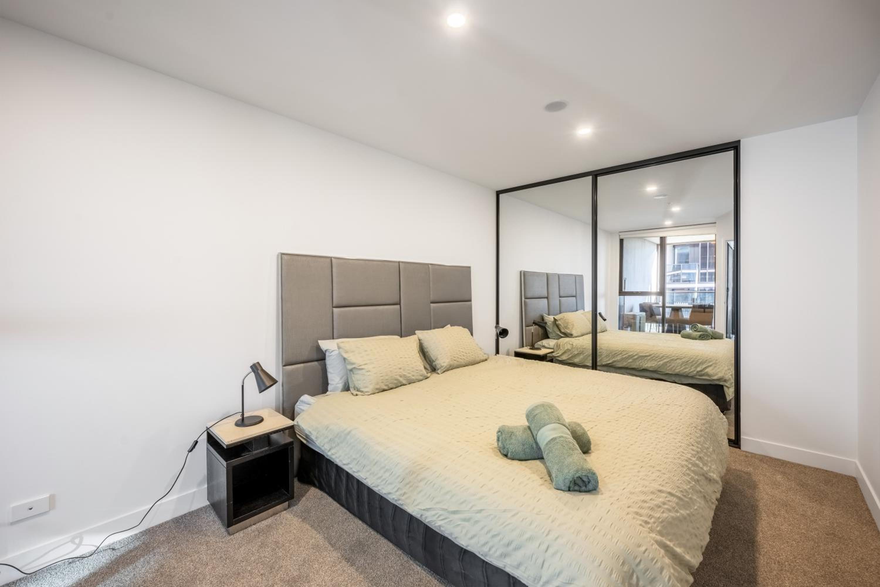 One-Bedroom Apartment With Balcony photo 1