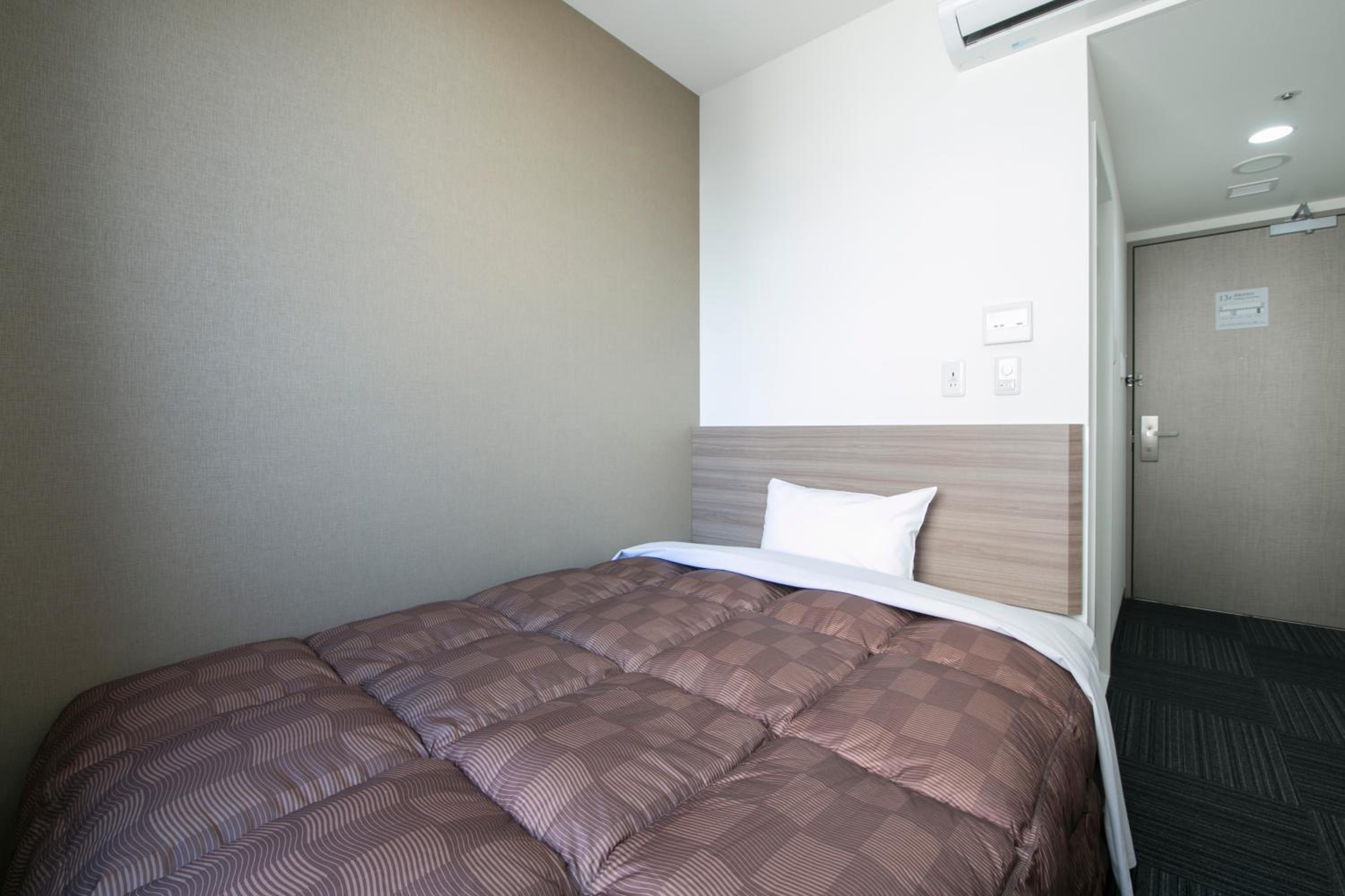 Single Room - Non-Smoking - Photo 3