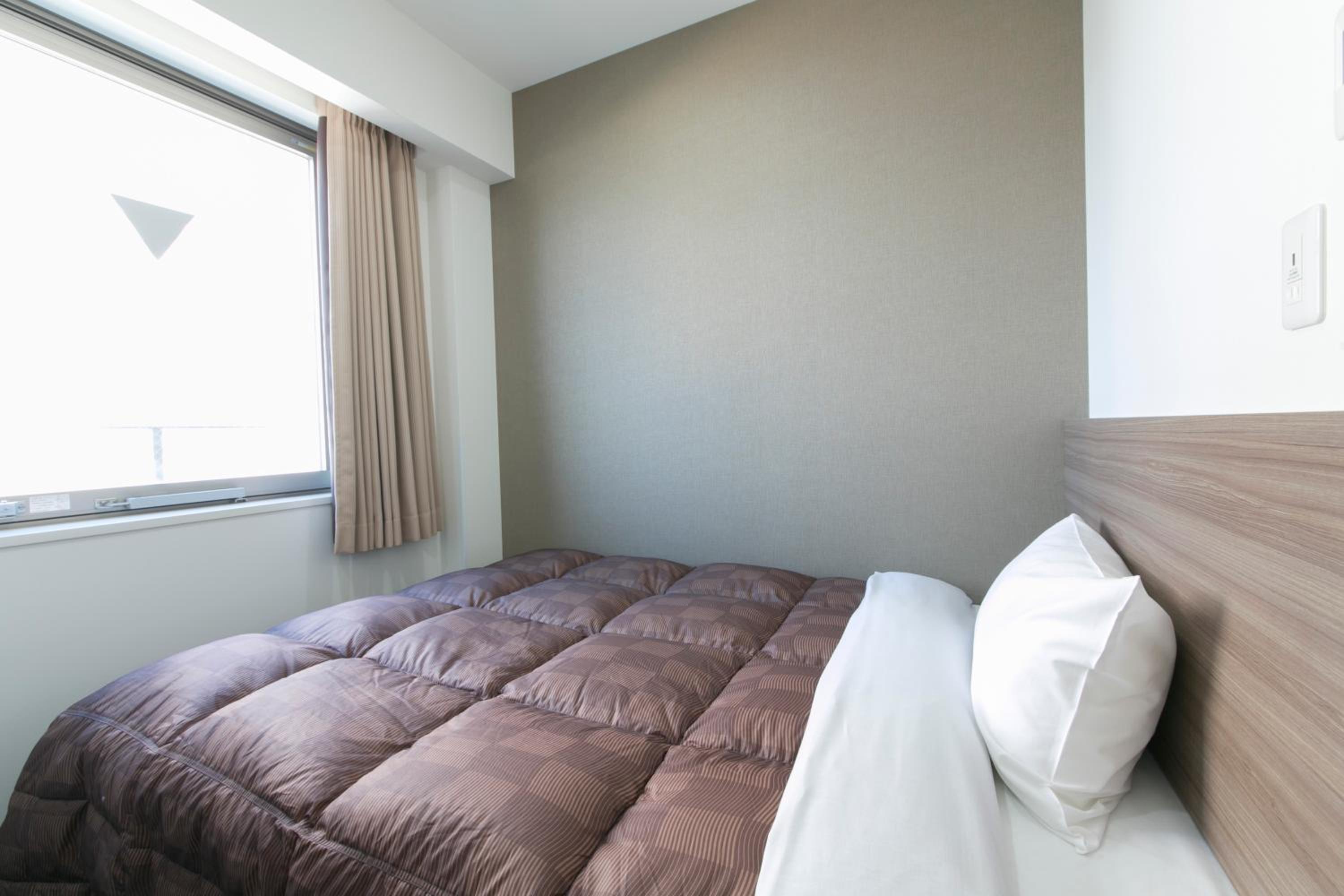 Single Room - Non-Smoking - Photo 2