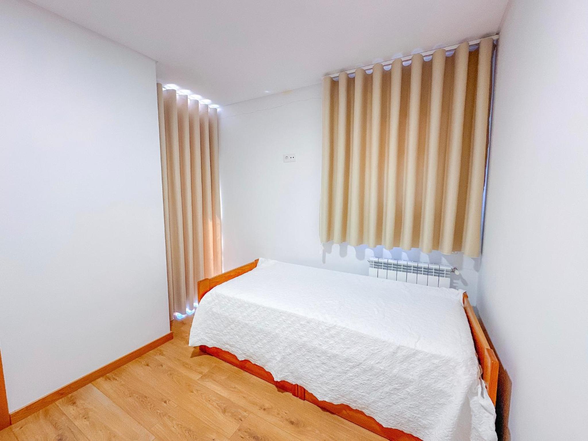 Four-Bedroom House - Photo 7