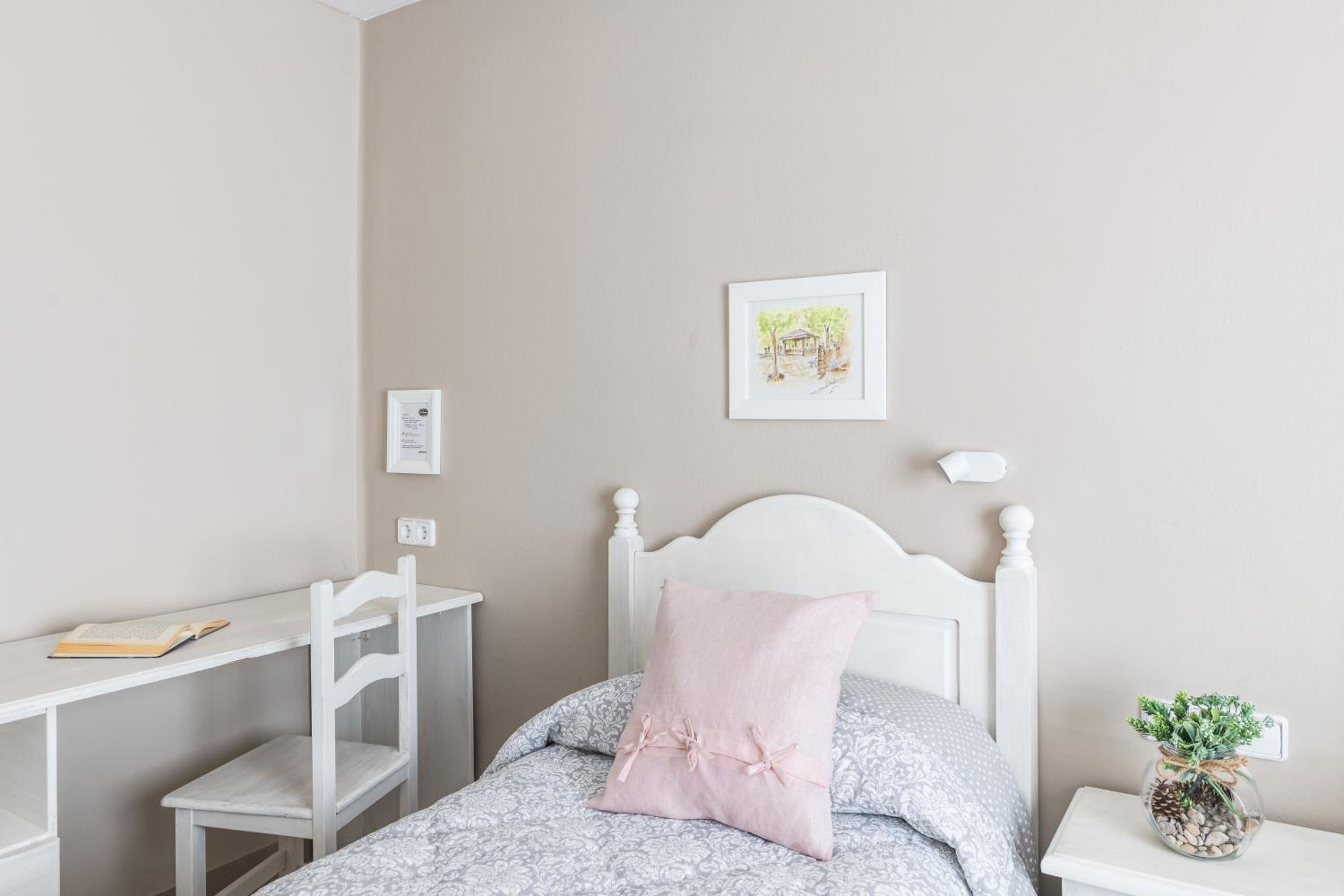 Single Room with Balcony photo 3