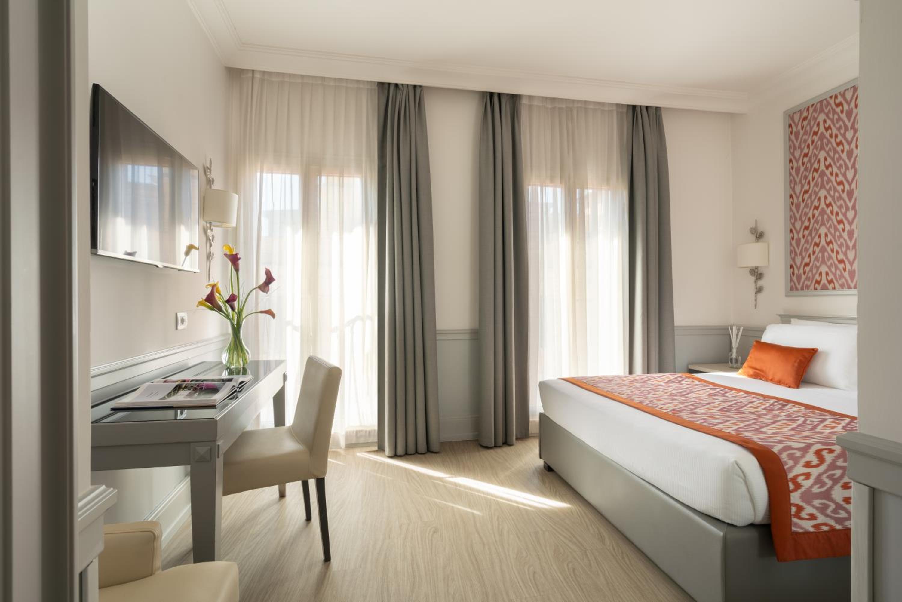Double or Twin Room photo 2