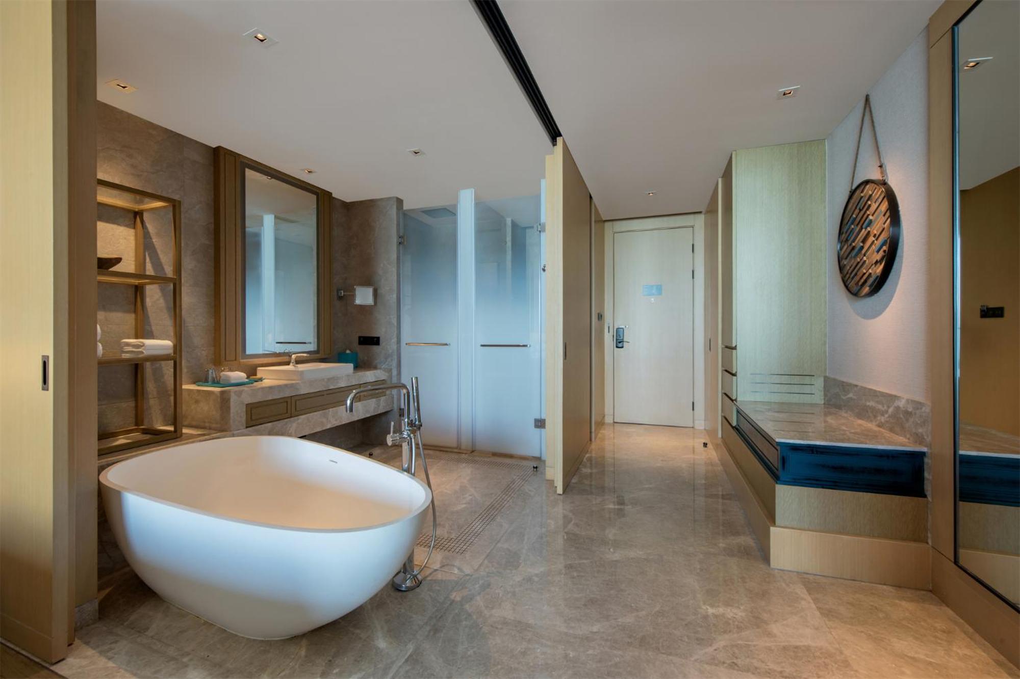 Premium King Room