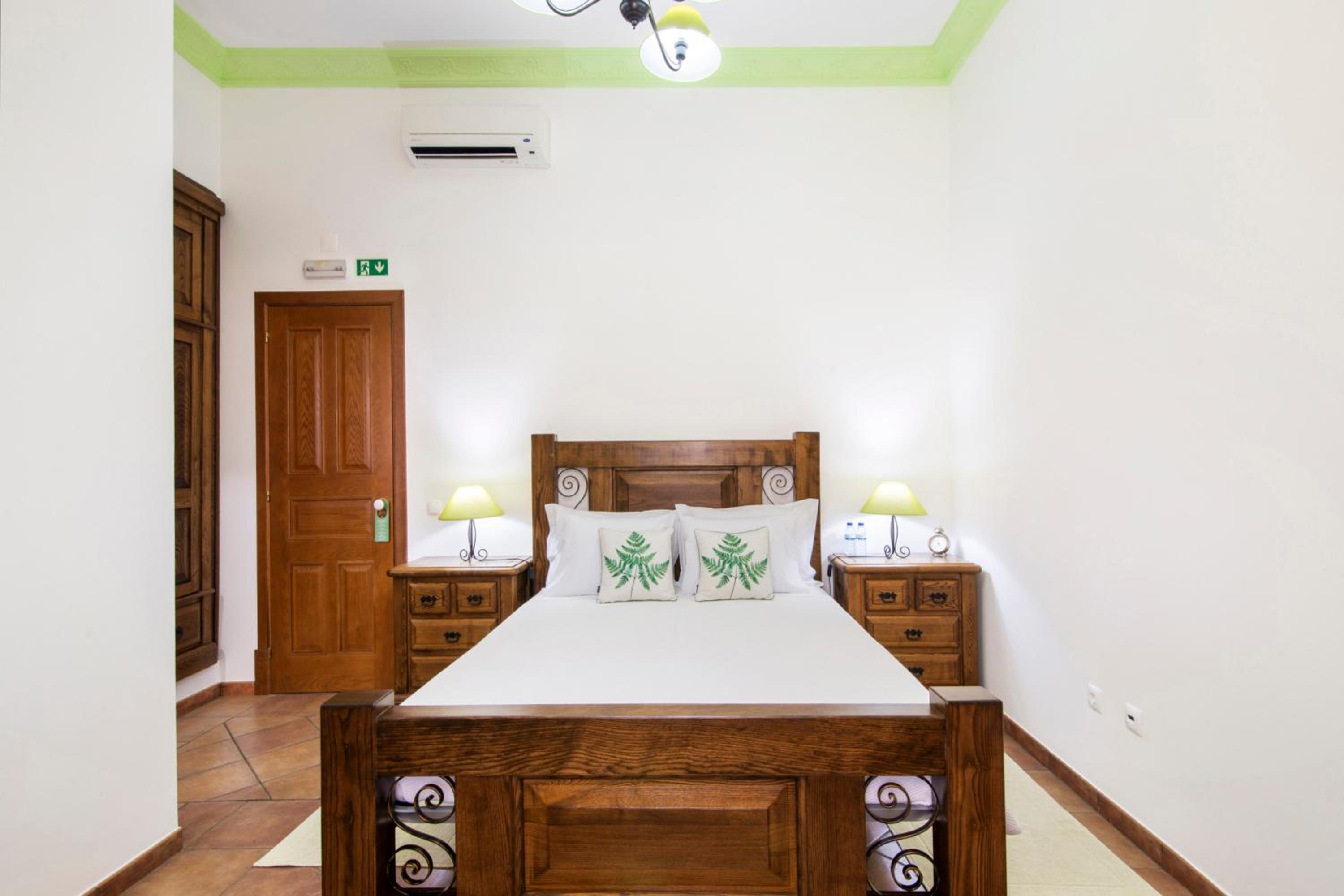 Triple Room with Garden View