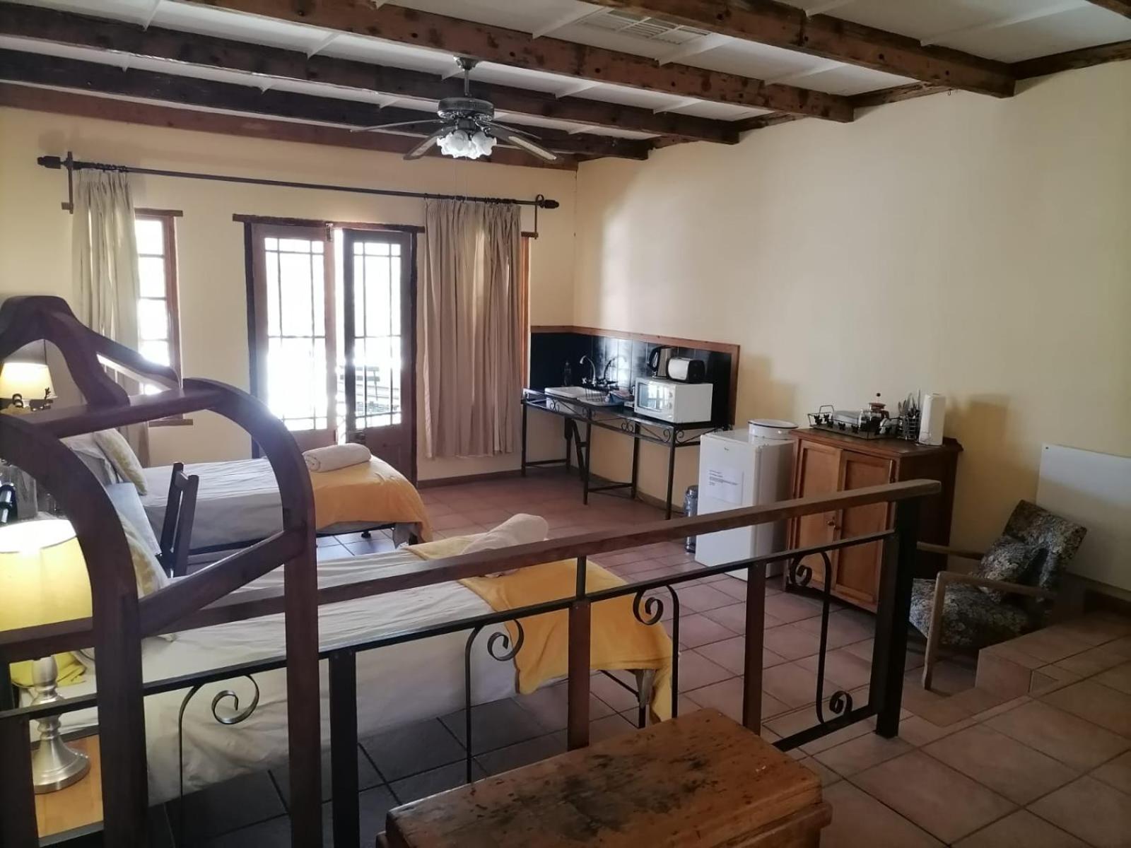 Family Room - Photo 11