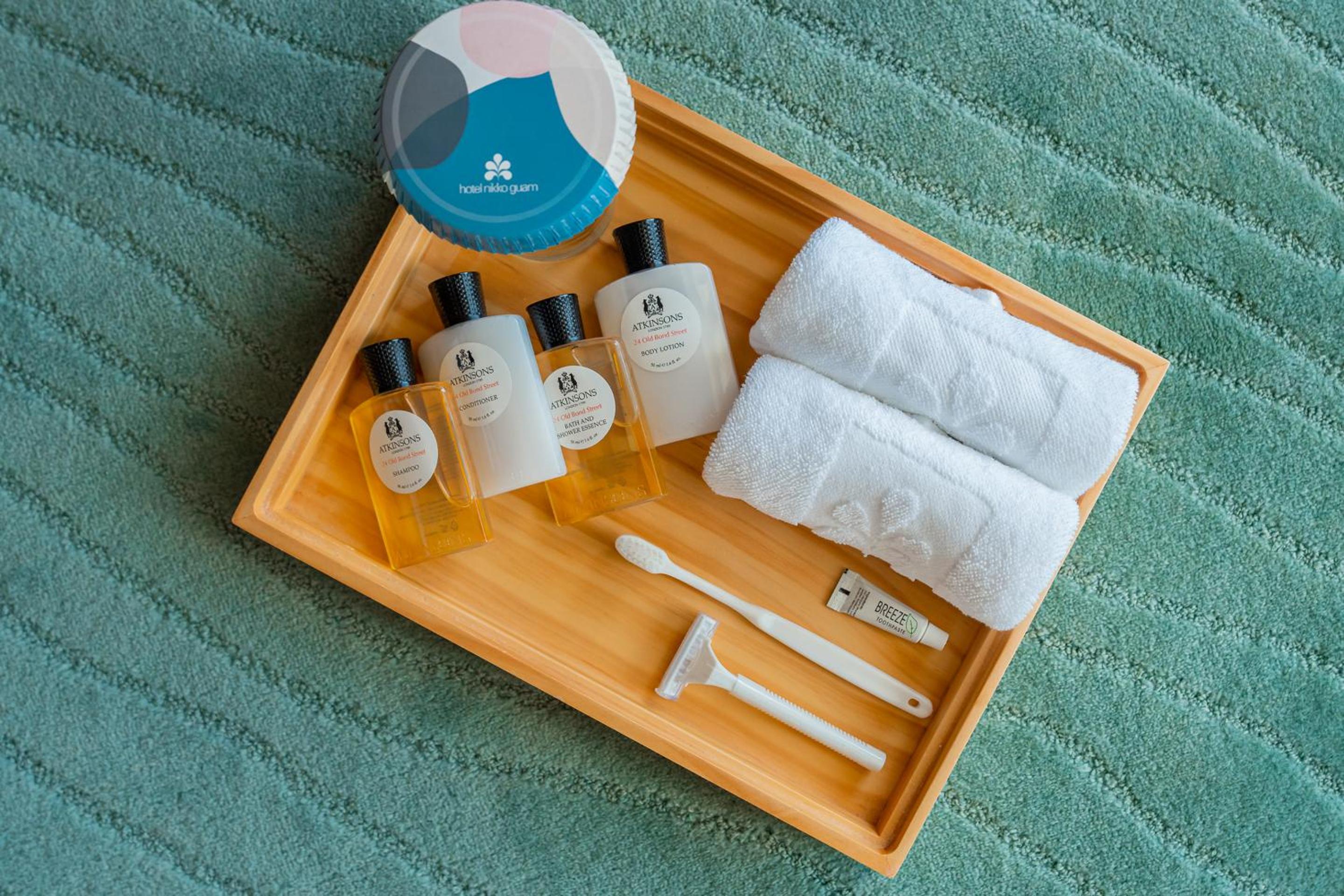 Ocean Front Suite with Premier+ Benefits - Photo 4