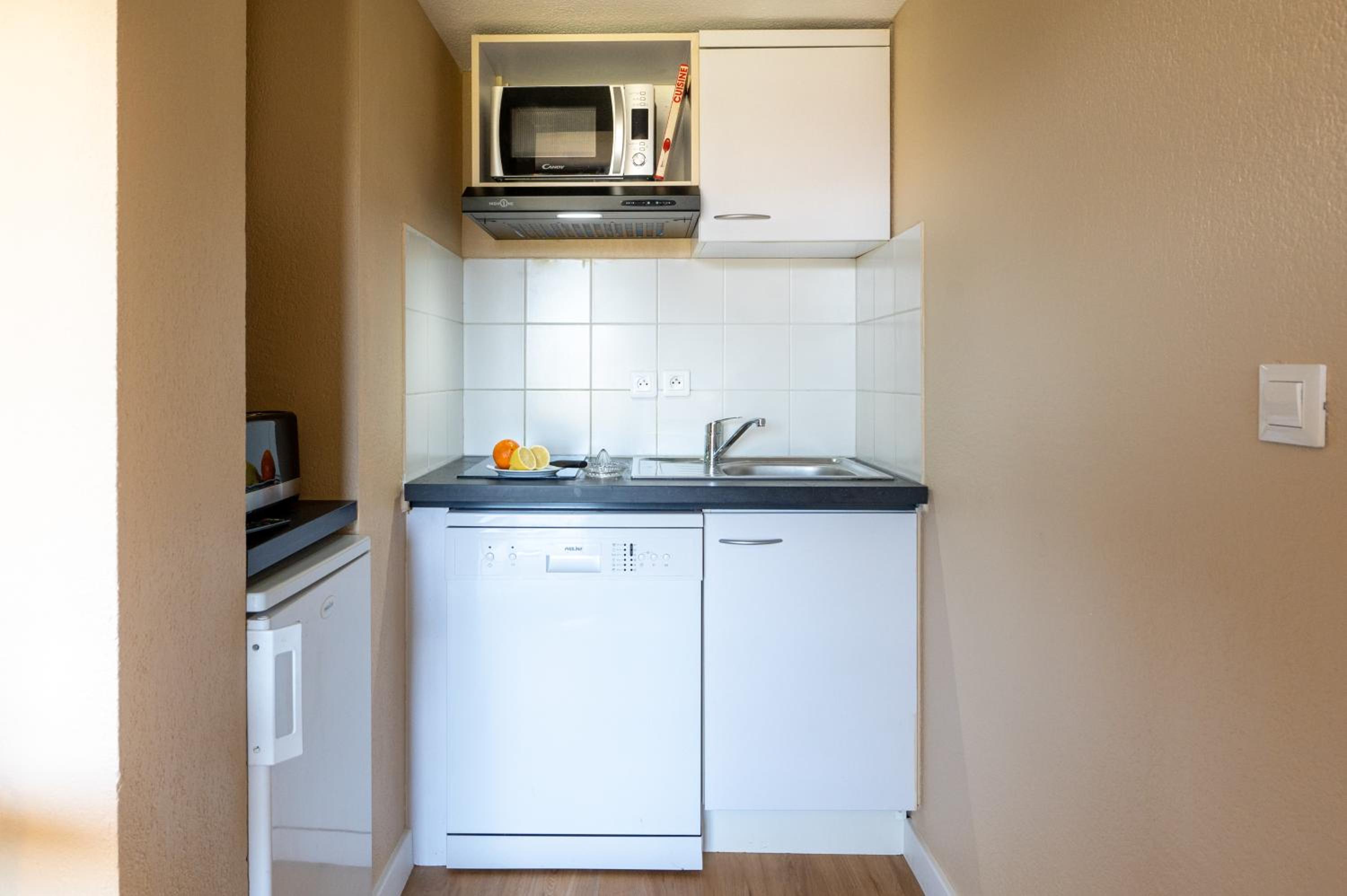 Superior Apartment - Photo 6