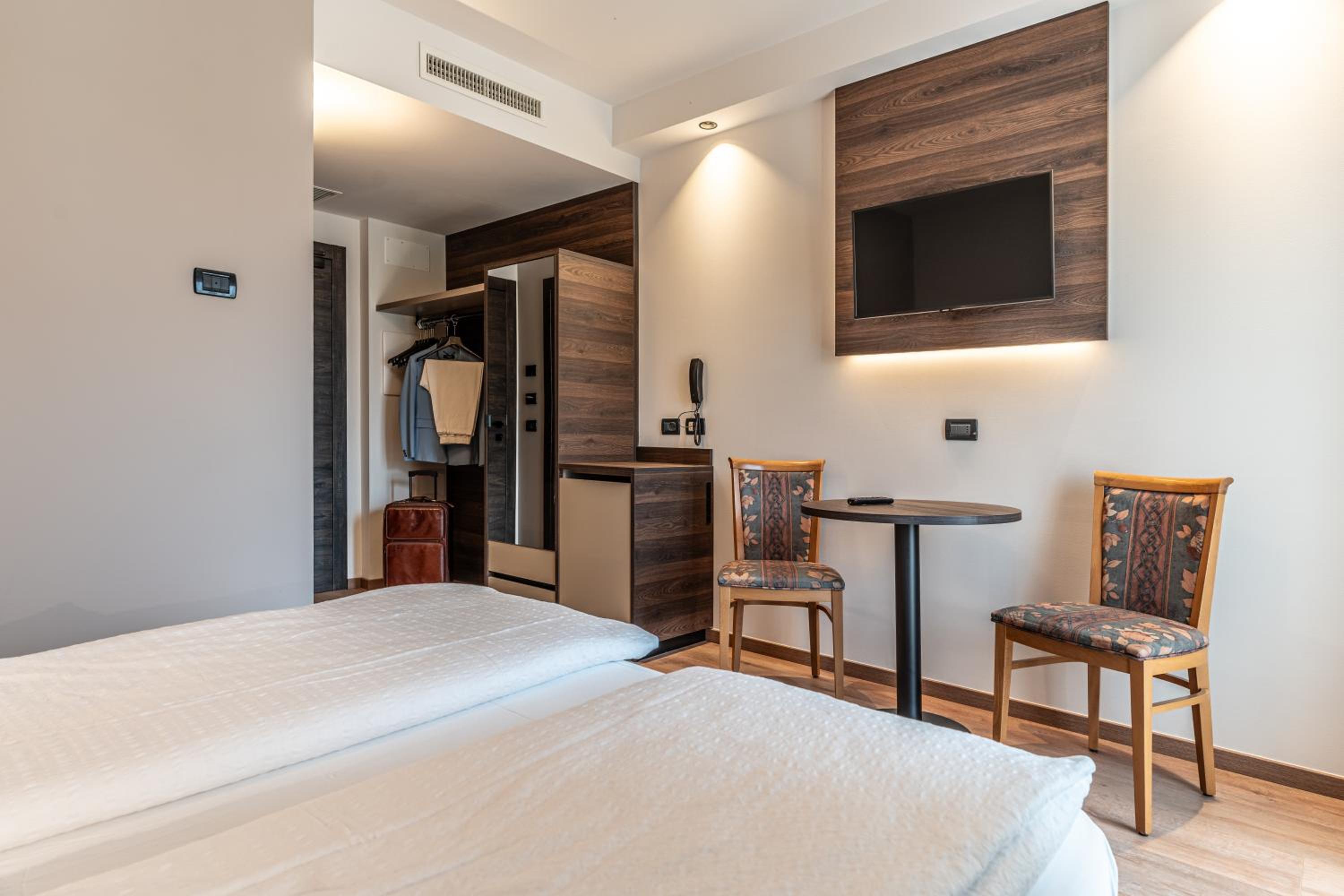 Double Room with Lake View photo 1