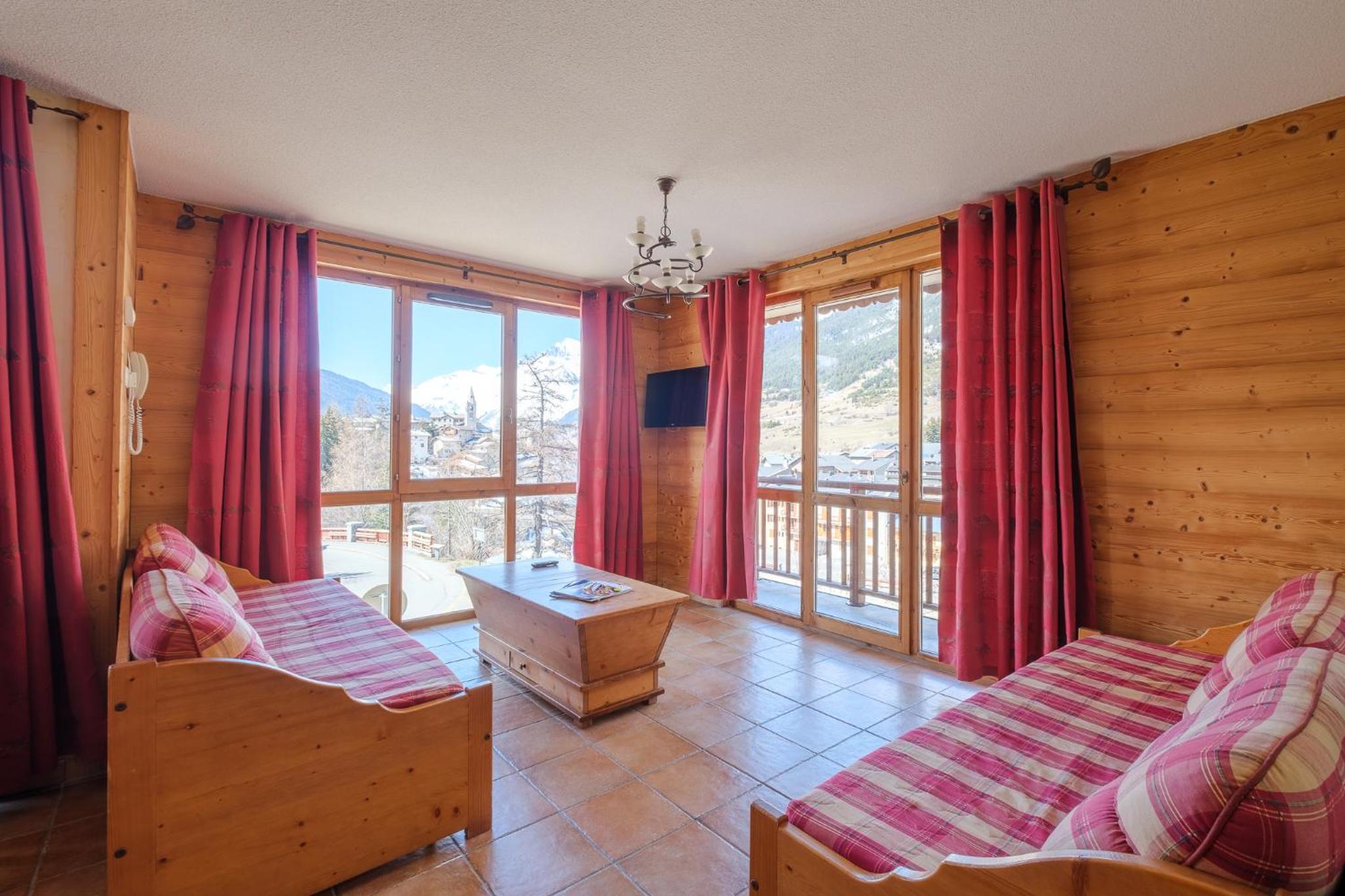 One-Bedroom Apartment with Balcony