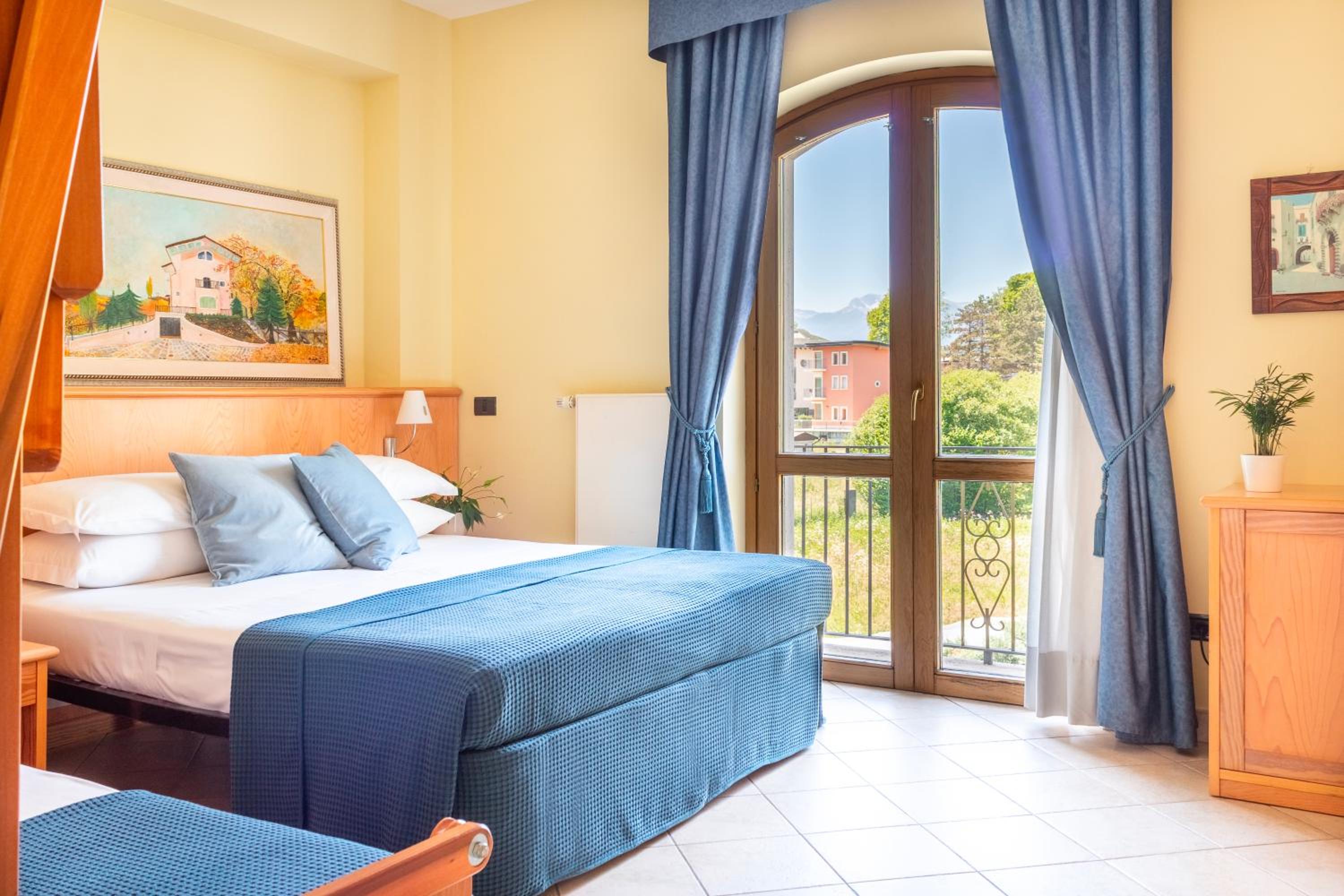 Quadruple Room with Balcony