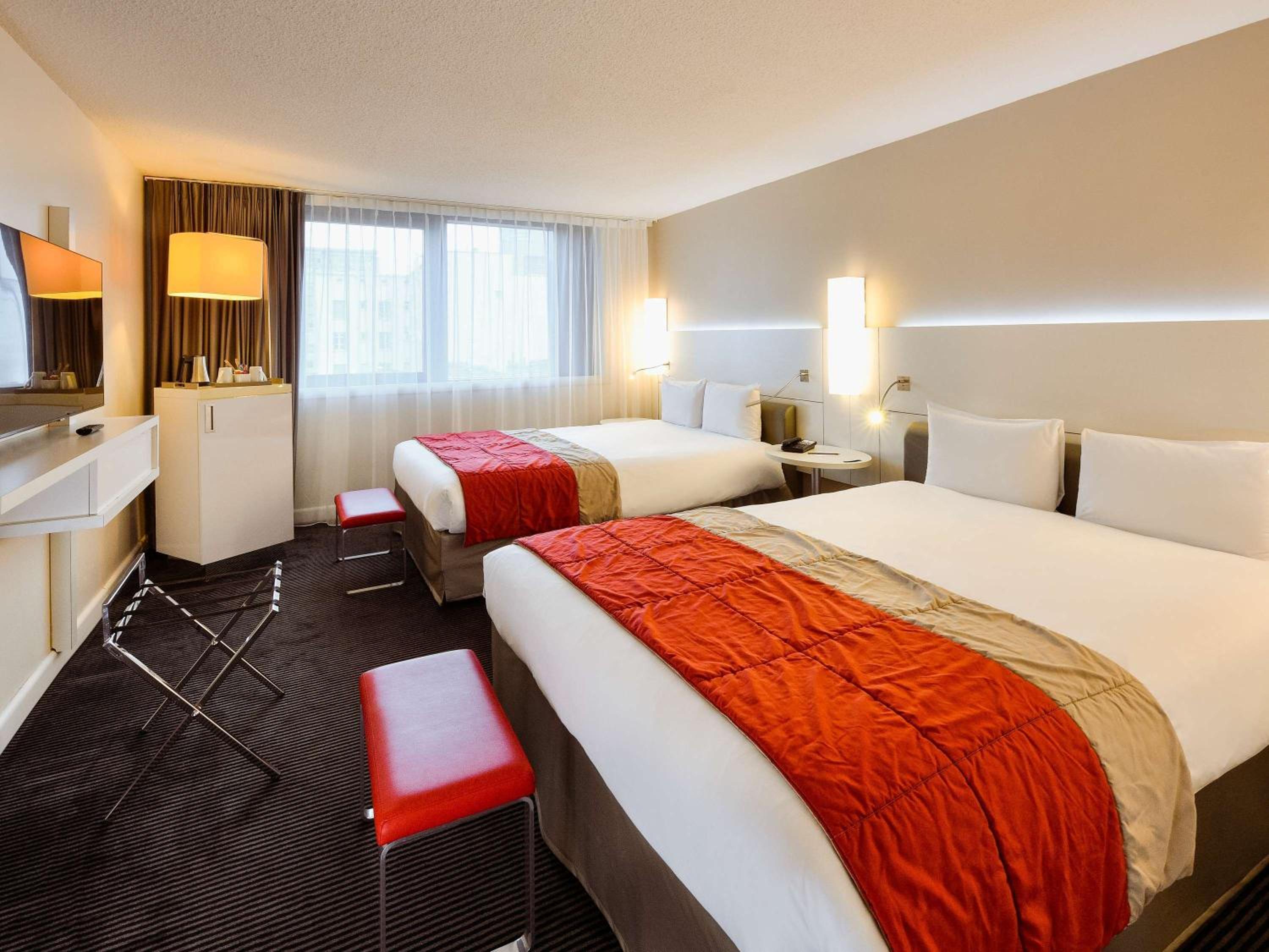 Standard Double Room with Two Double Beds - Photo 1