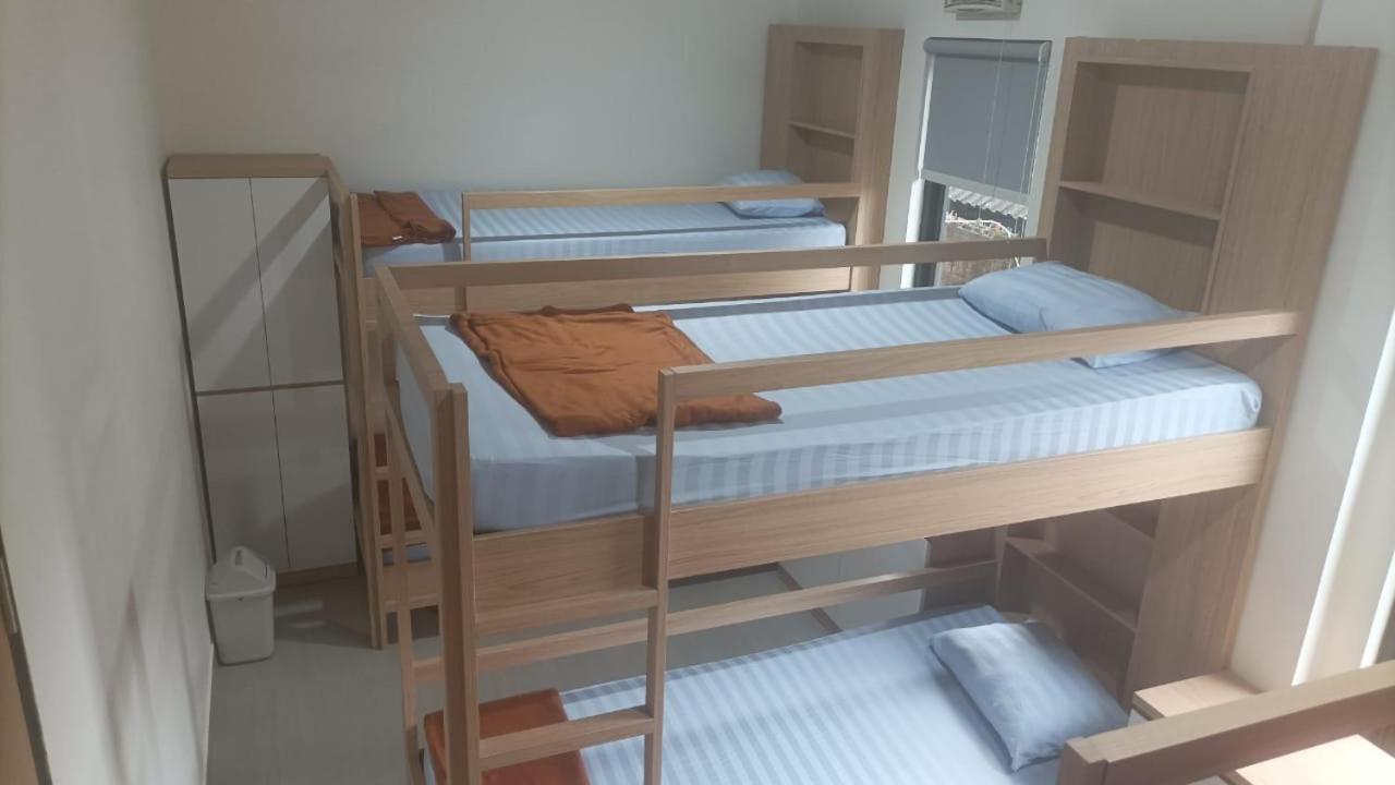6-Bed Female Dormitory Room photo 3