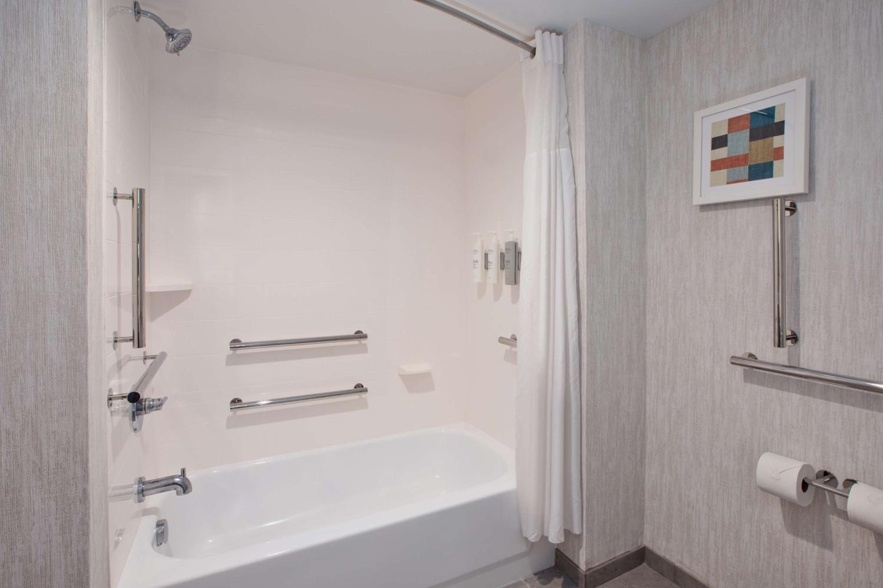King Room - Mobility Access/Non-Smoking - Photo 3