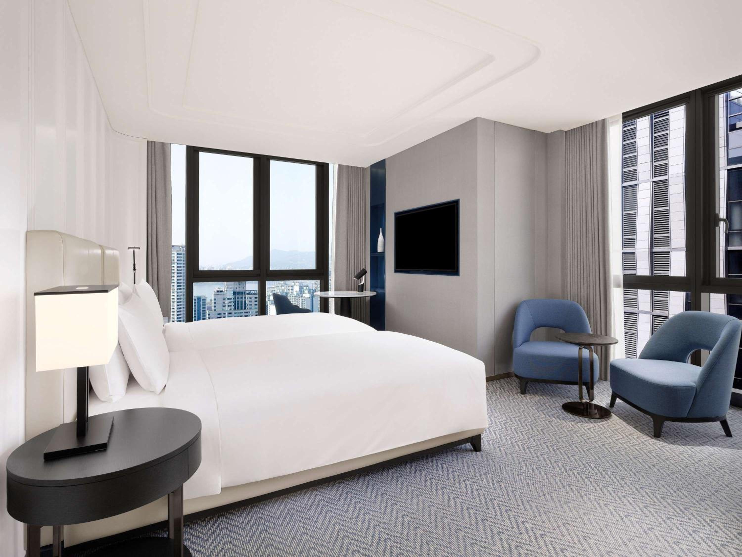Luxury Room with 2 Single Beds - Photo 2