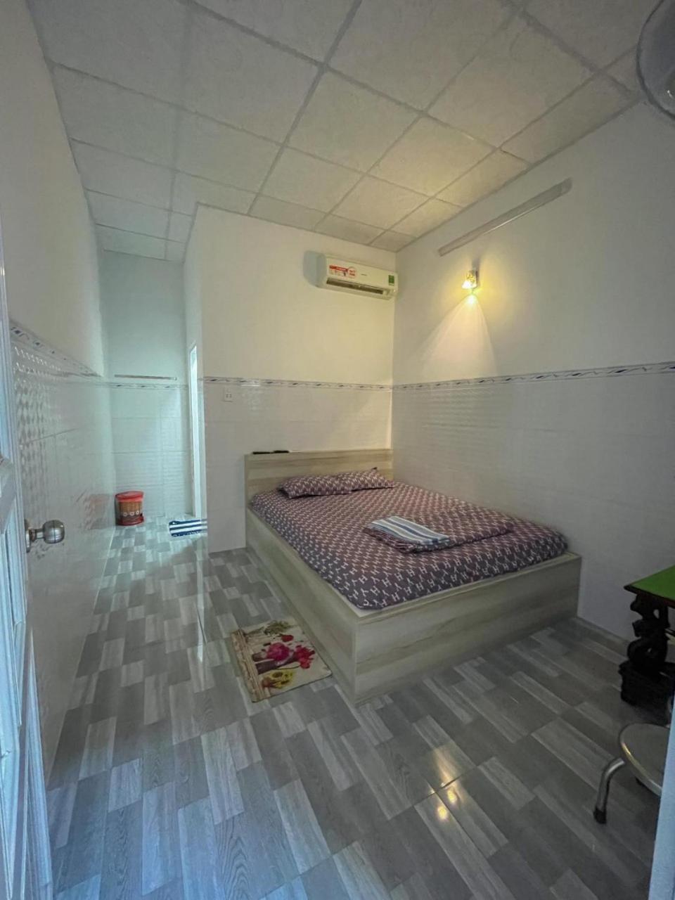 Deluxe Double Room (2 Adults + 1 Child) photo 2