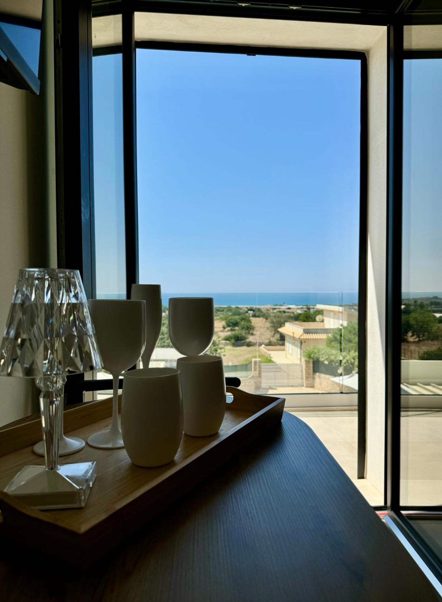 Family Room With Sea View photo 2