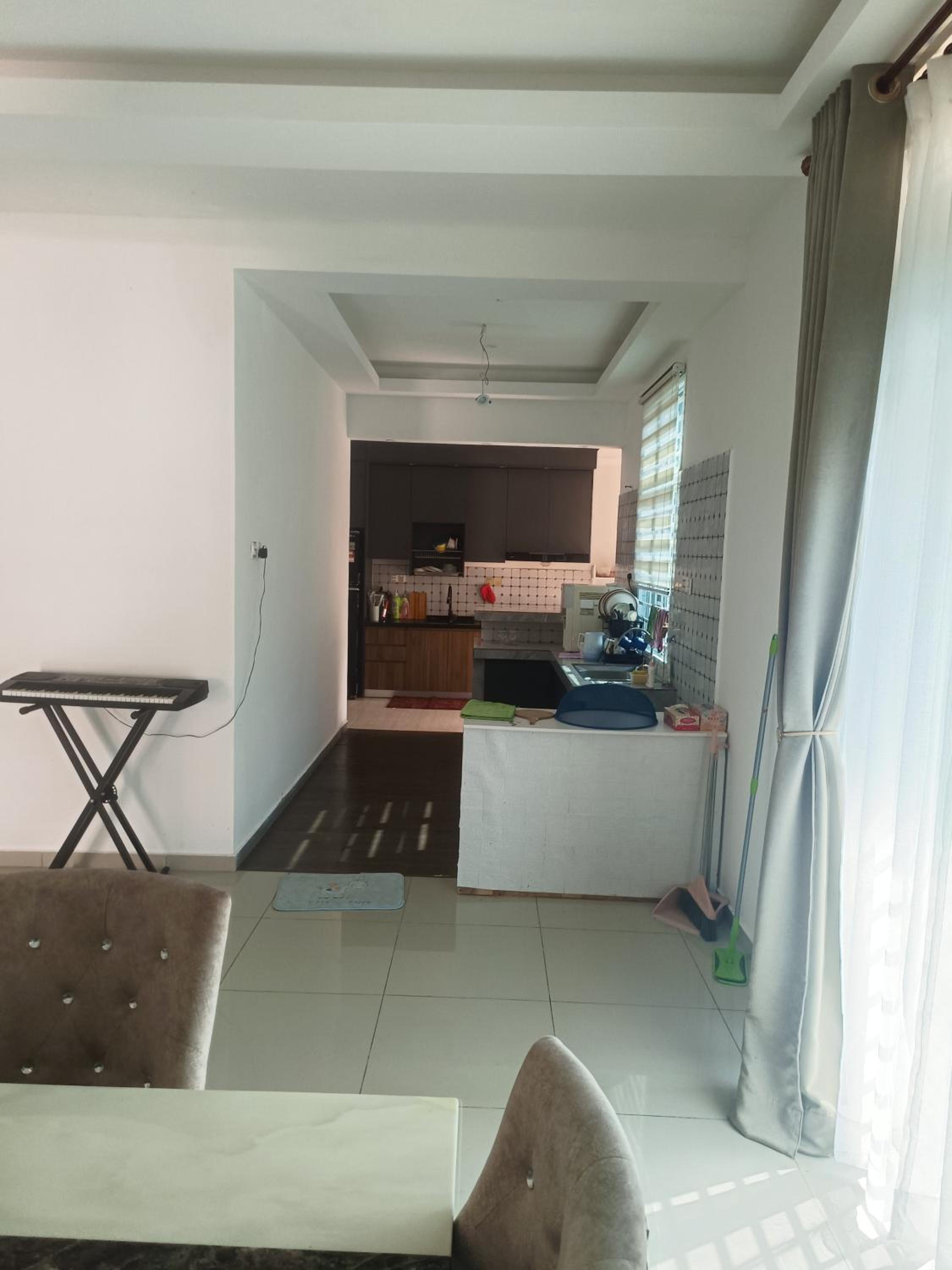 Three-Bedroom House photo 2