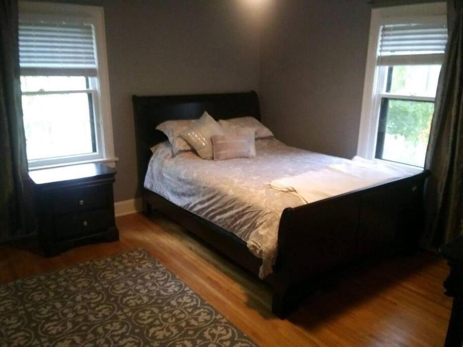 Queen Room with Shared Bathroom