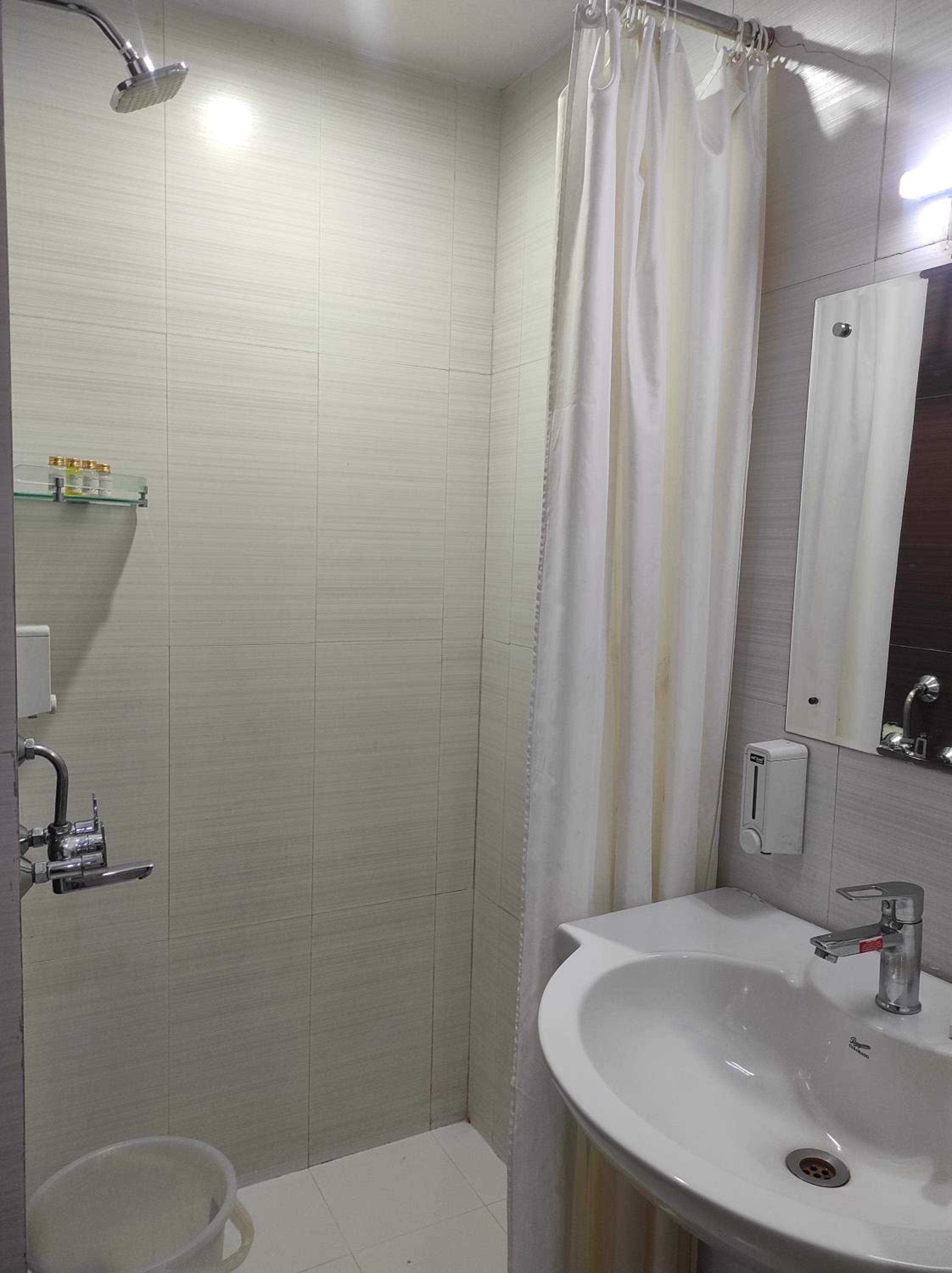 Deluxe Double Room photo 3