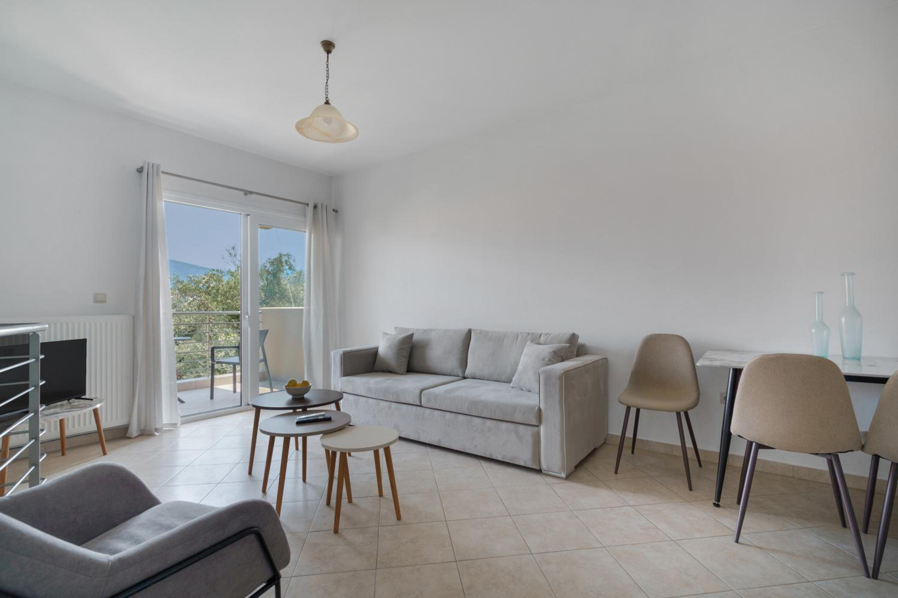 Superior One-Bedroom Apartment With Balcony
