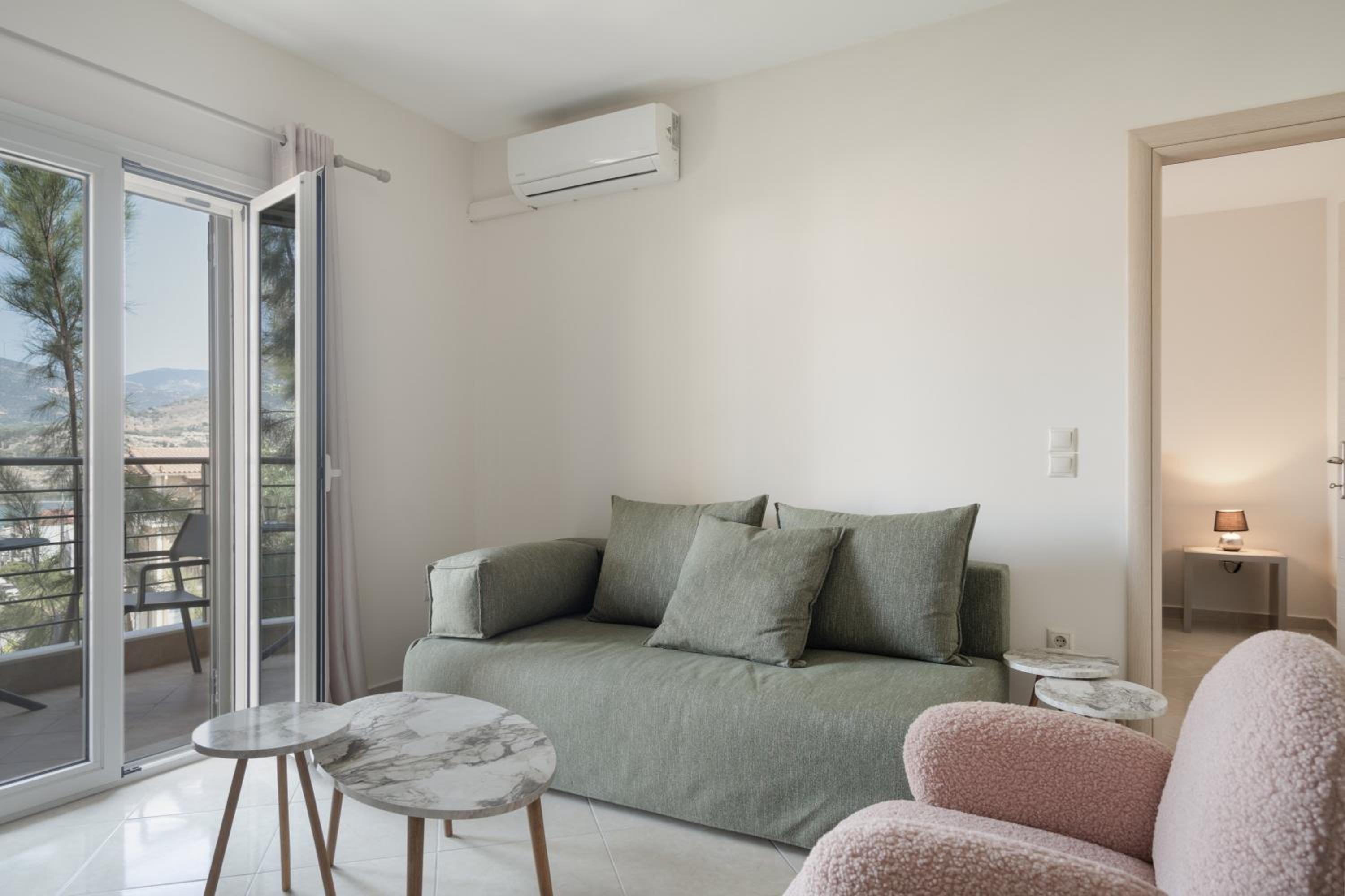Superior One-Bedroom Apartment With Balcony