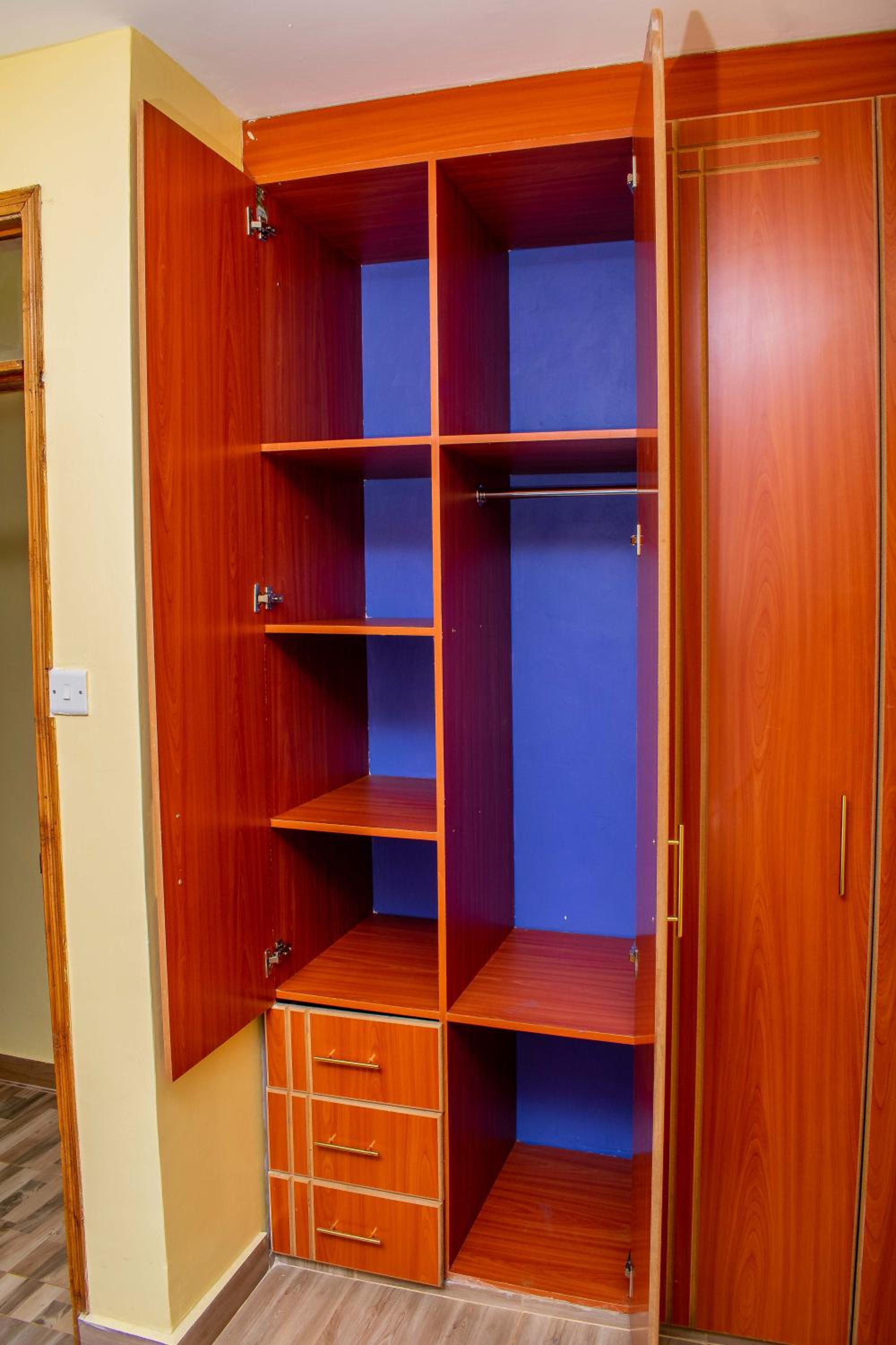 One-Bedroom Apartment photo 3