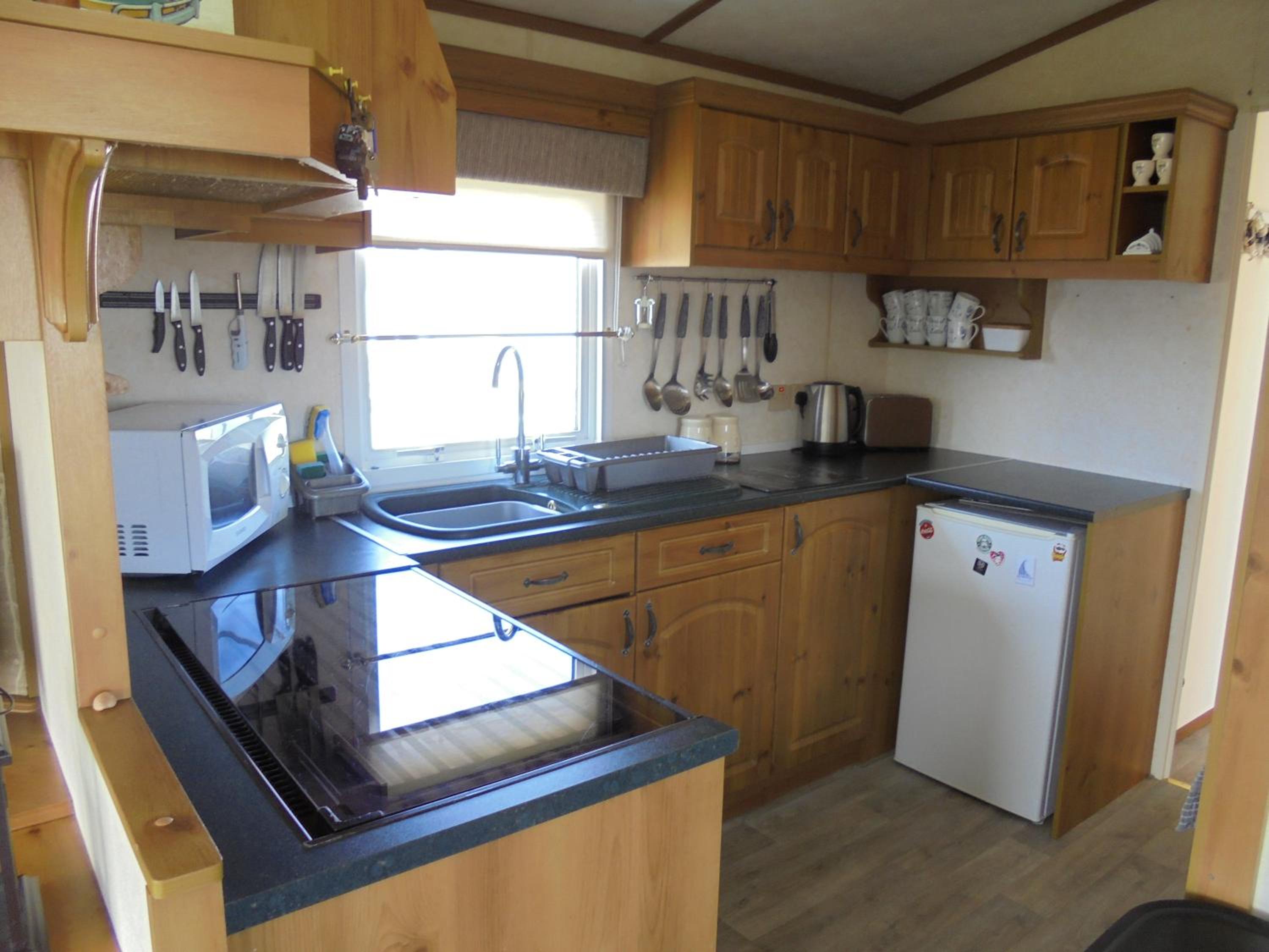 Three-Bedroom House photo 2