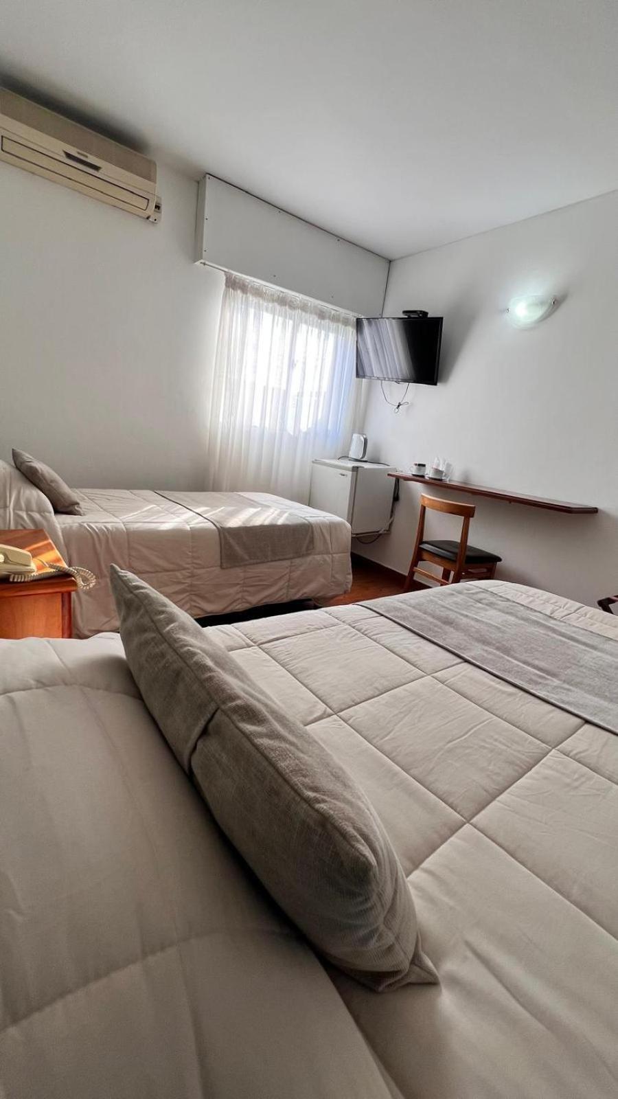 Standard Twin Room photo 3