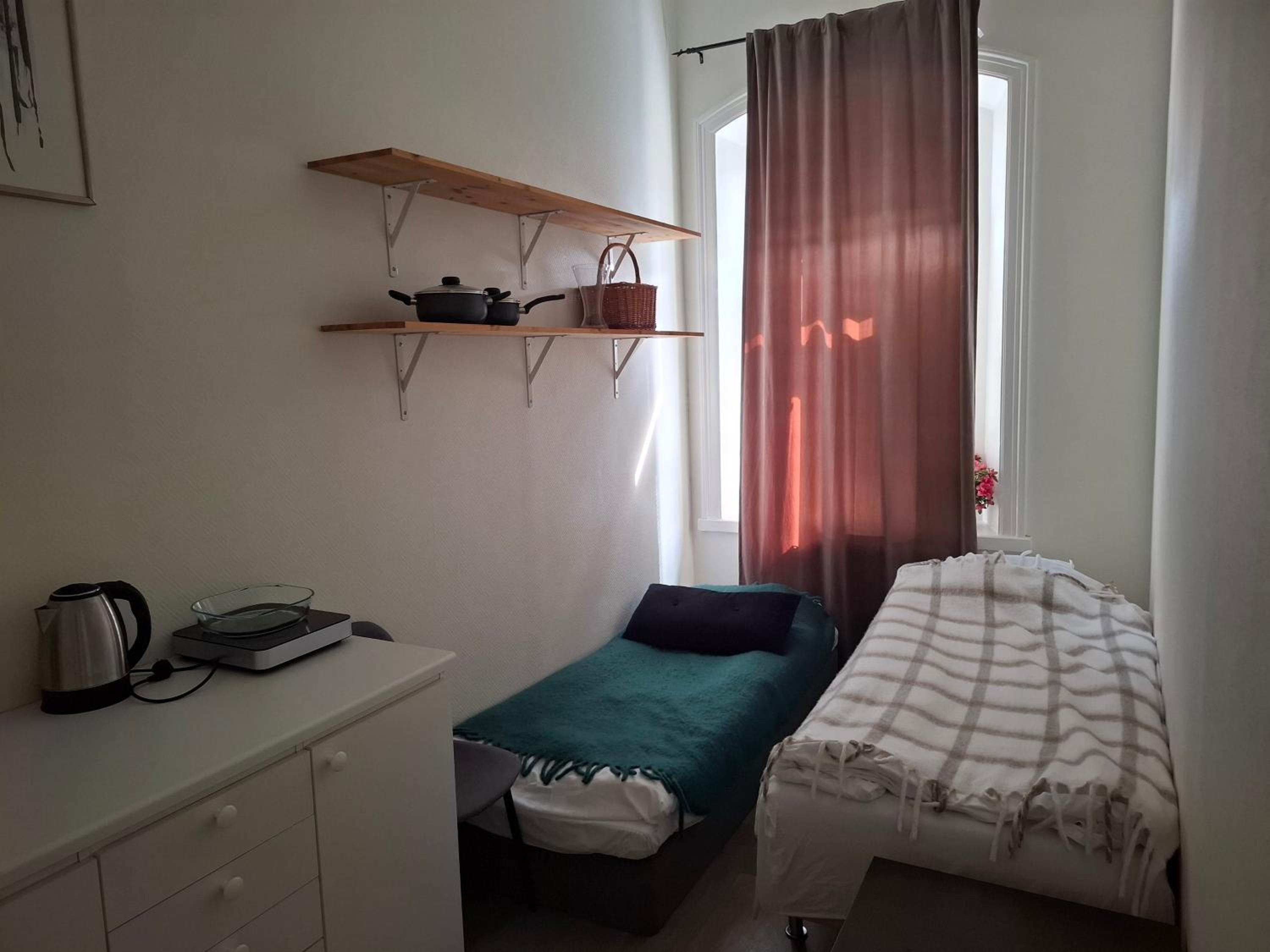 Economy Double Room photo 2