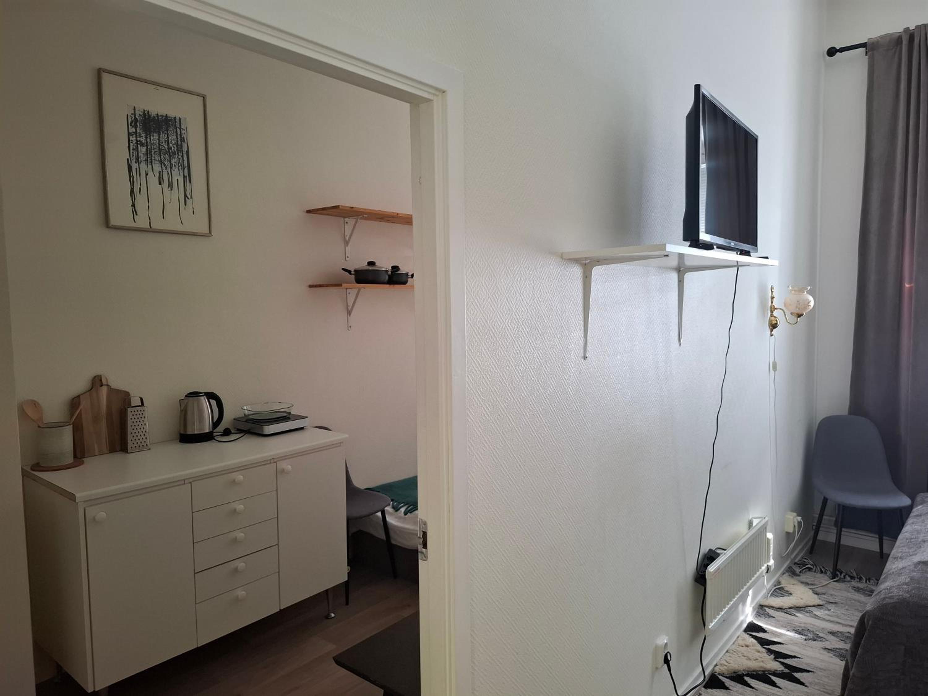 Economy Double Room photo 3