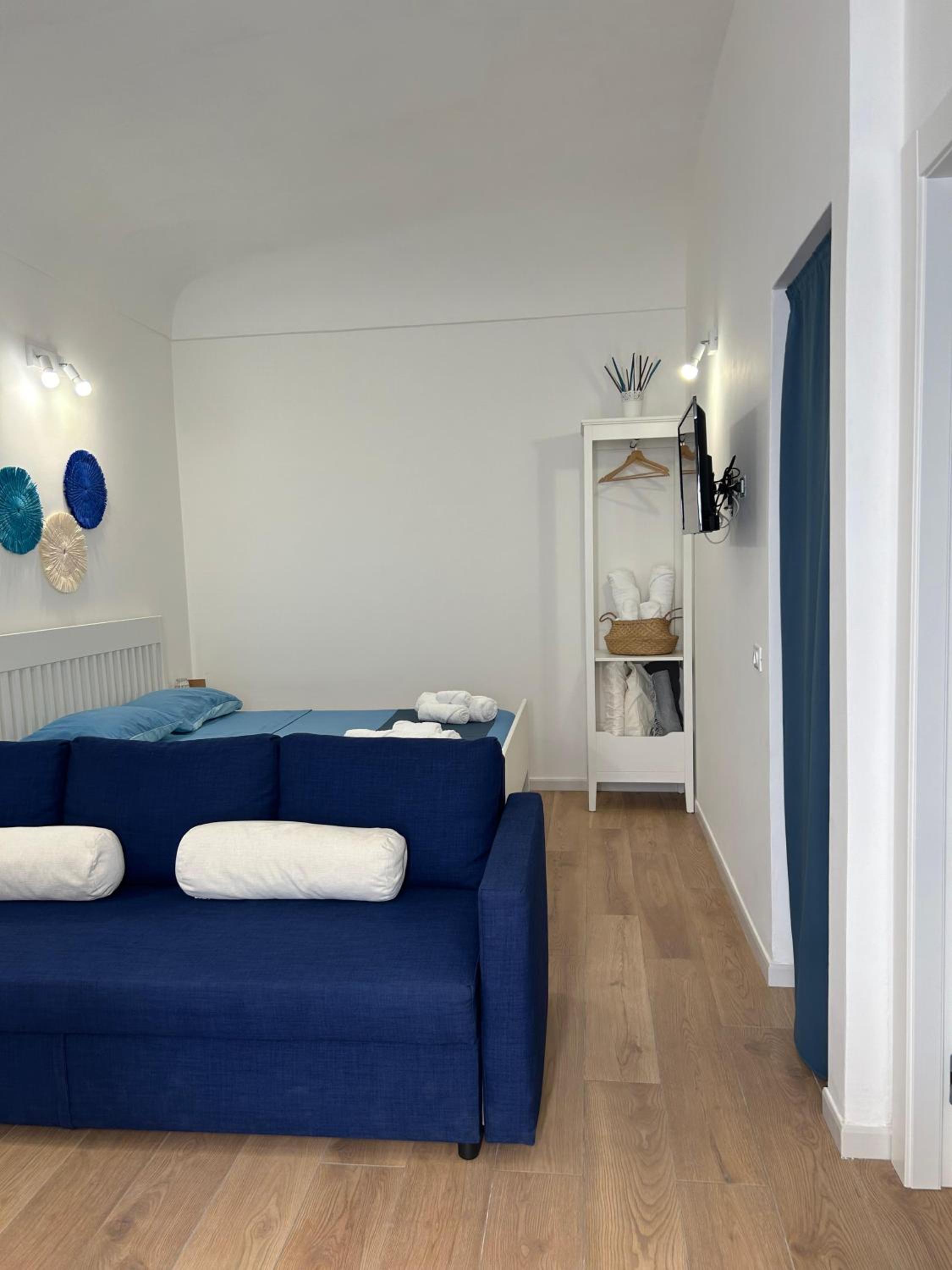 Deluxe Double Room with Balcony photo 1