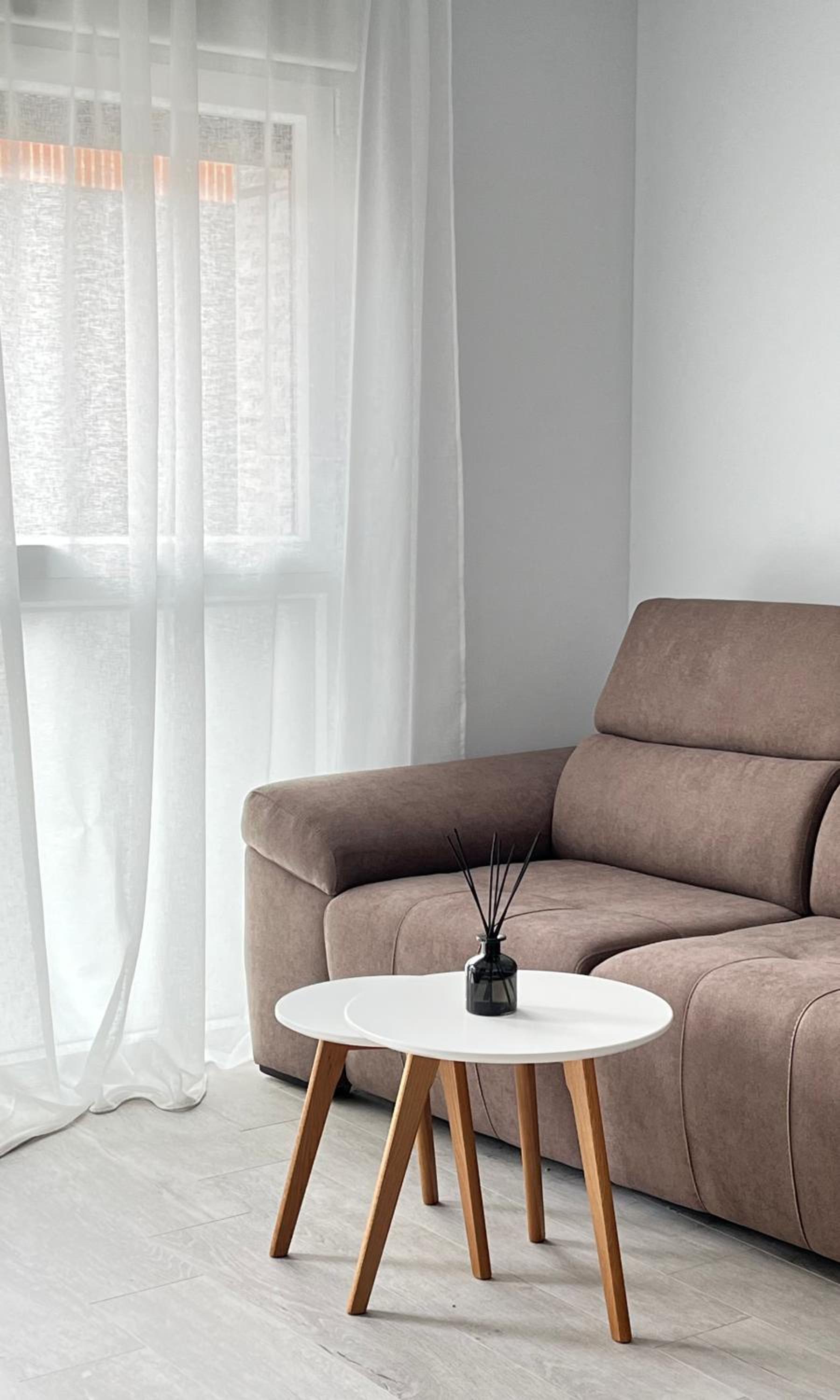 Apartamento de Dos Habitaciones con Terraza