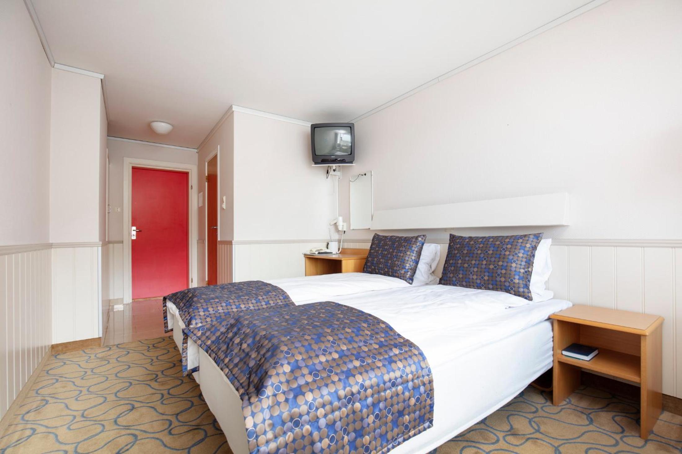 Standard Twin Room photo 1