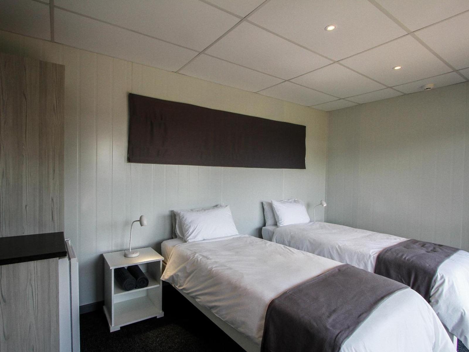 Twin Room - Photo 1