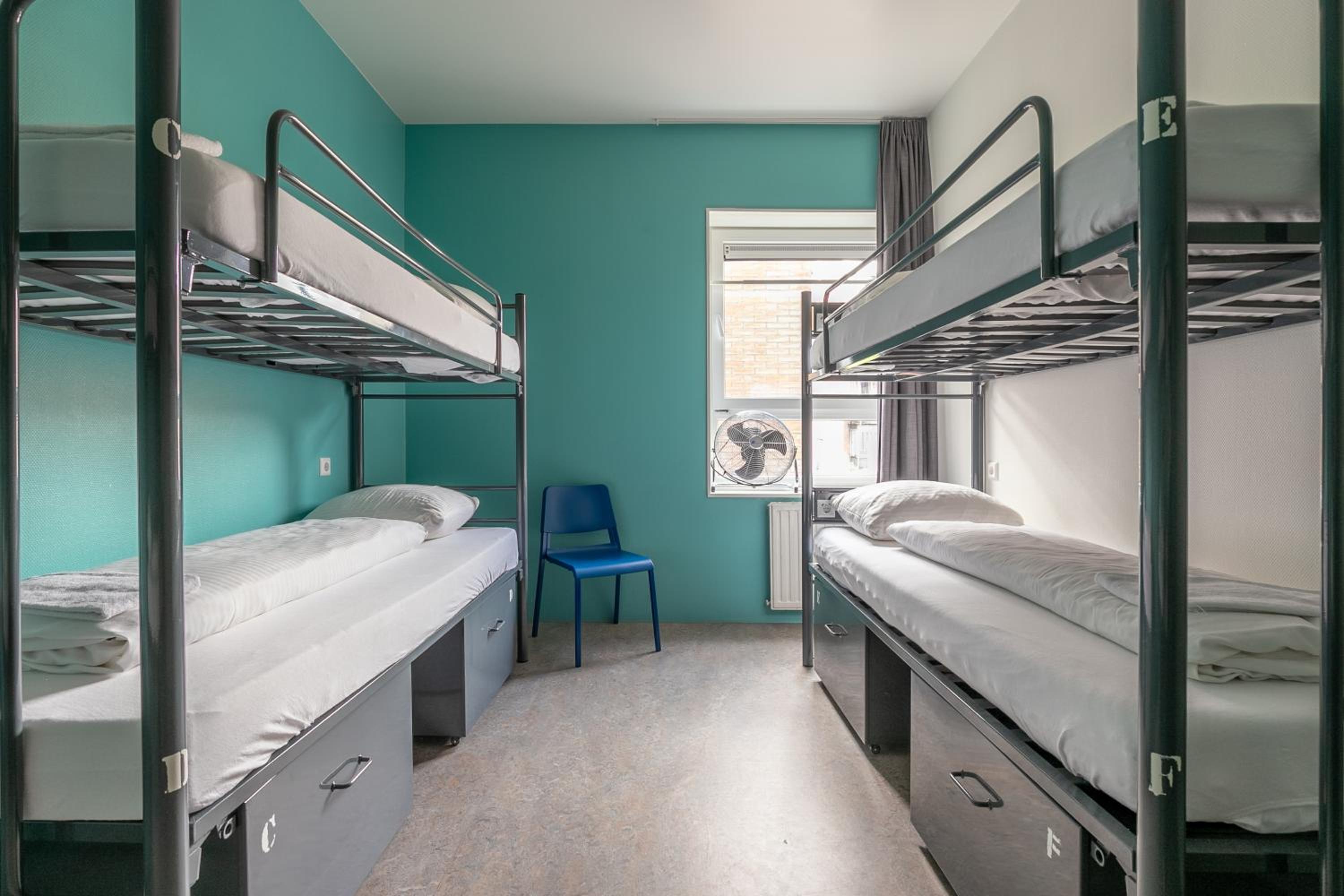4-Bed Mixed Dormitory Room photo 1
