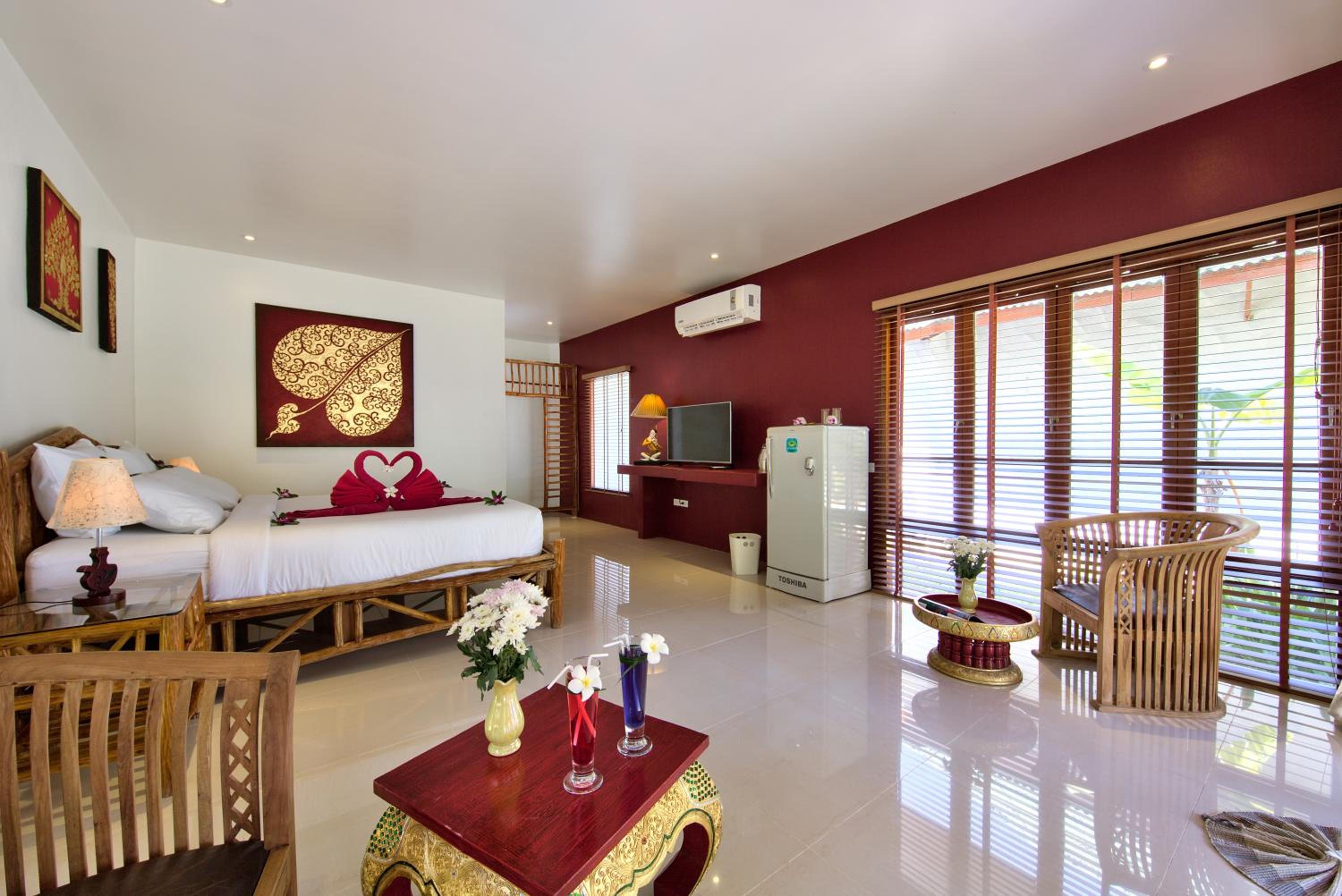 Villa with Sea View - Photo 1