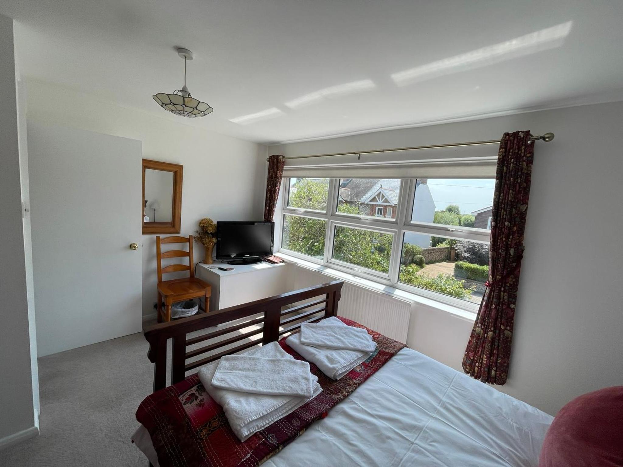 Two-Bedroom House photo 3