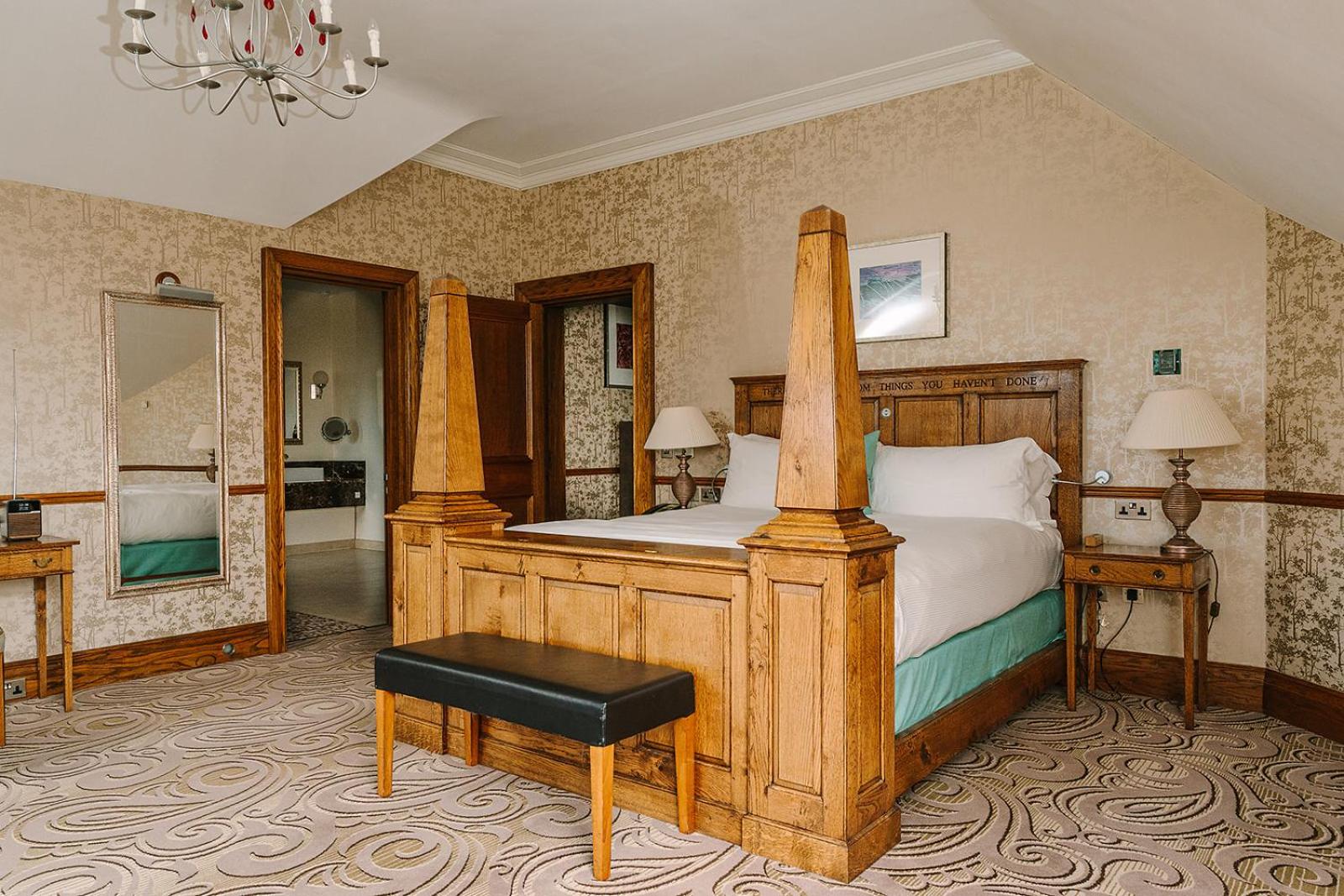 Monarch Suite photo 3