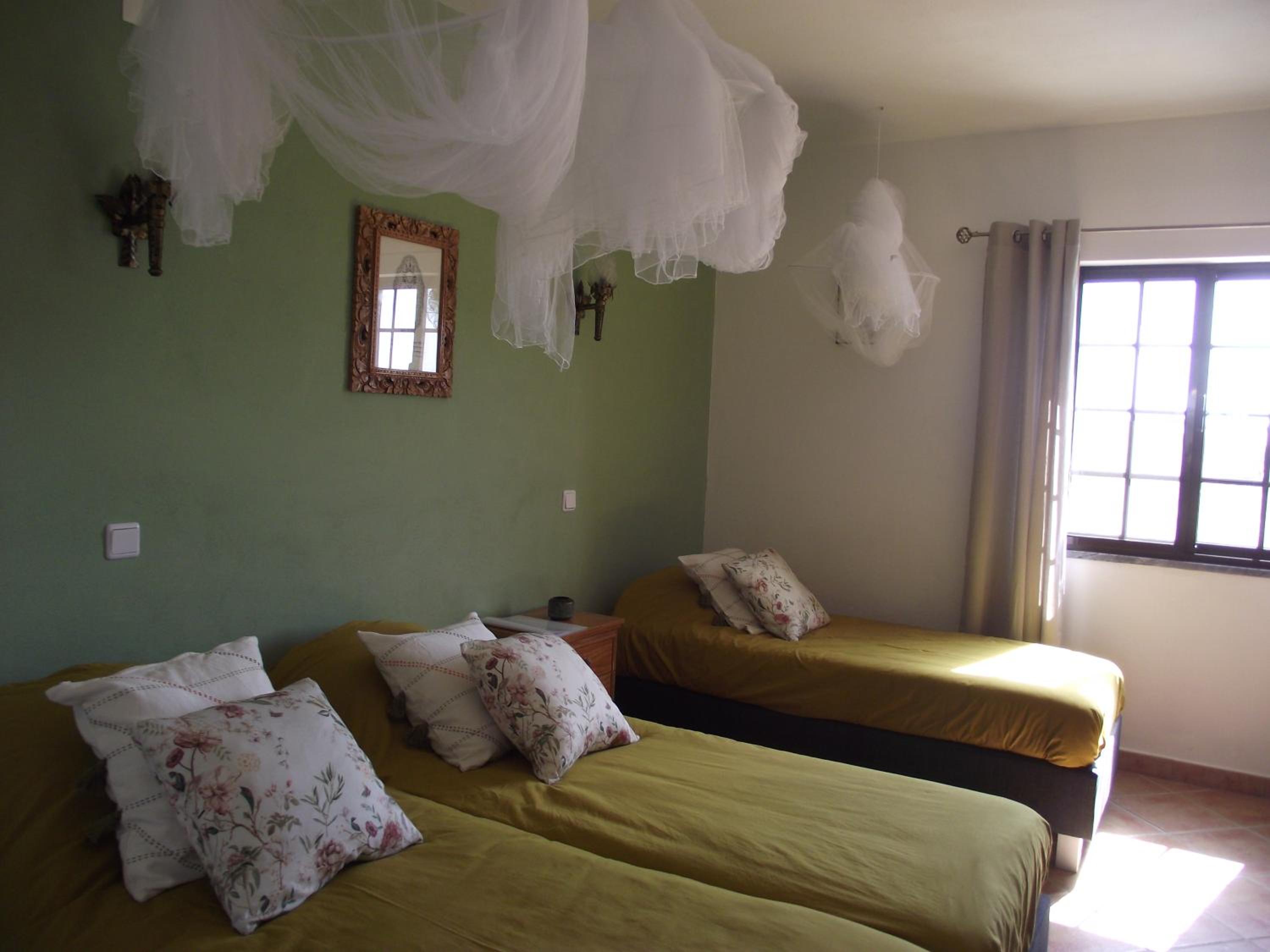 Triple Room with Private Bathroom photo 1